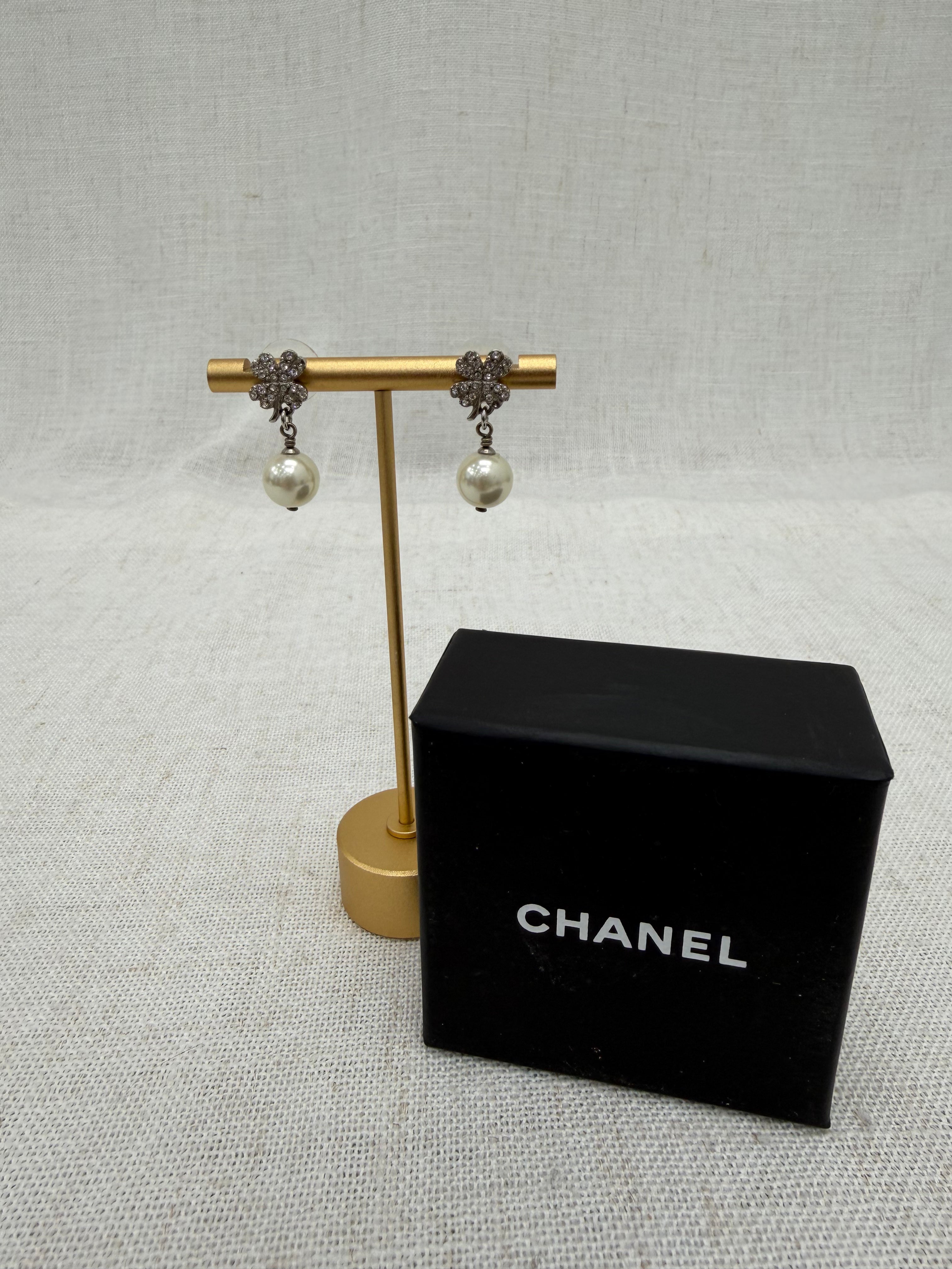 Chanel Vintage Clover Faux Pearl Drop Silver Earrings