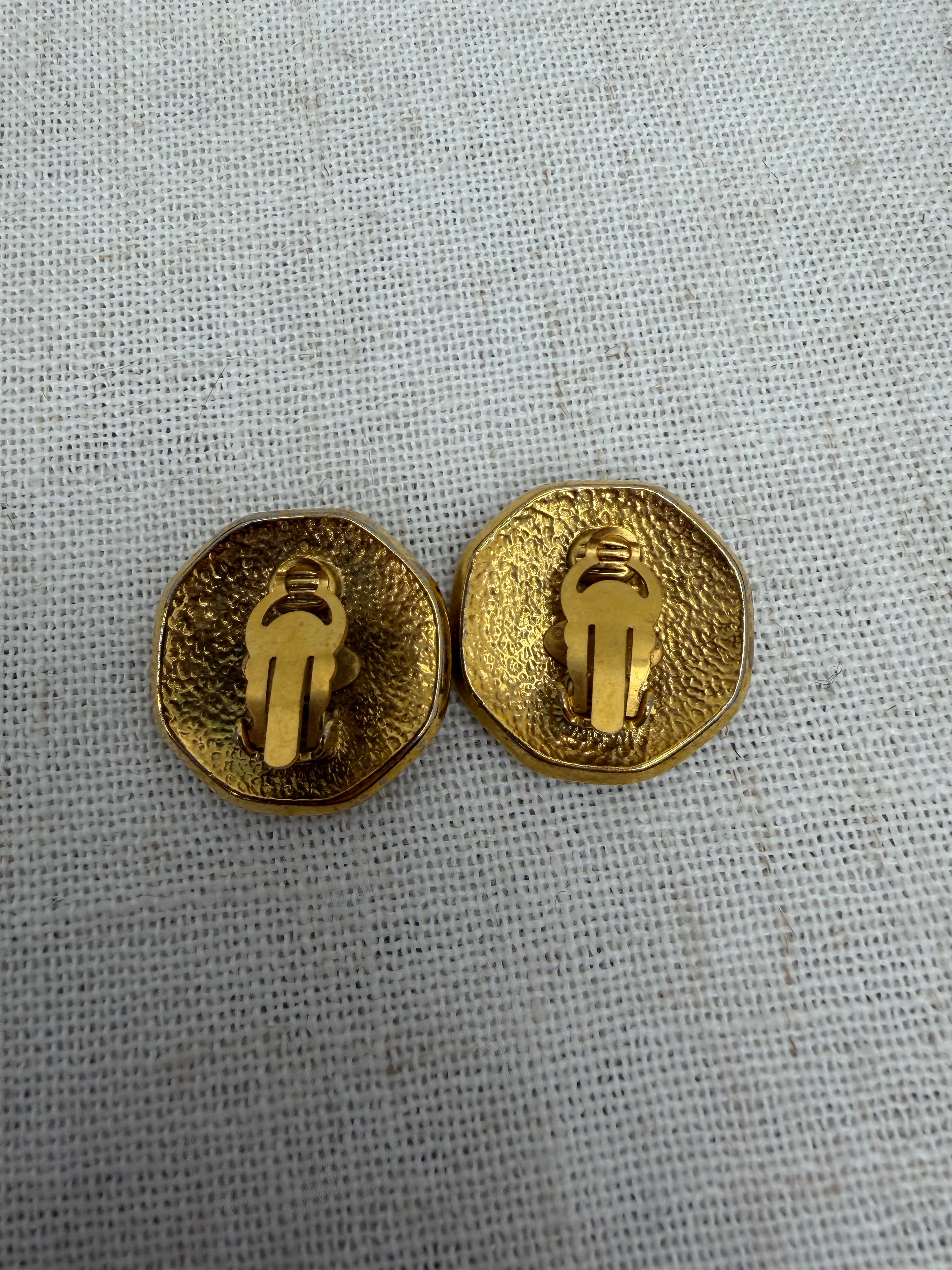 Chanel Vintage Gold Tone CoCo Mark Clip On Earrings