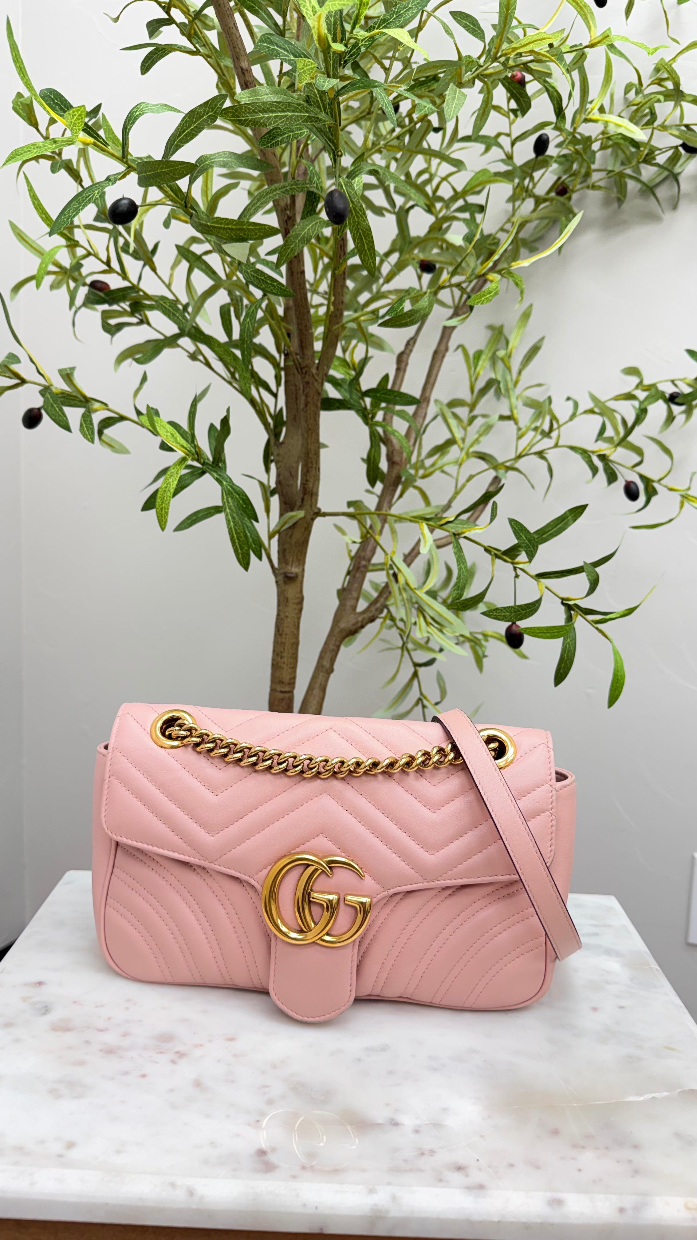 *DONS DROP* Gucci Pink Leather GG Marmont Small Shoulder Bag