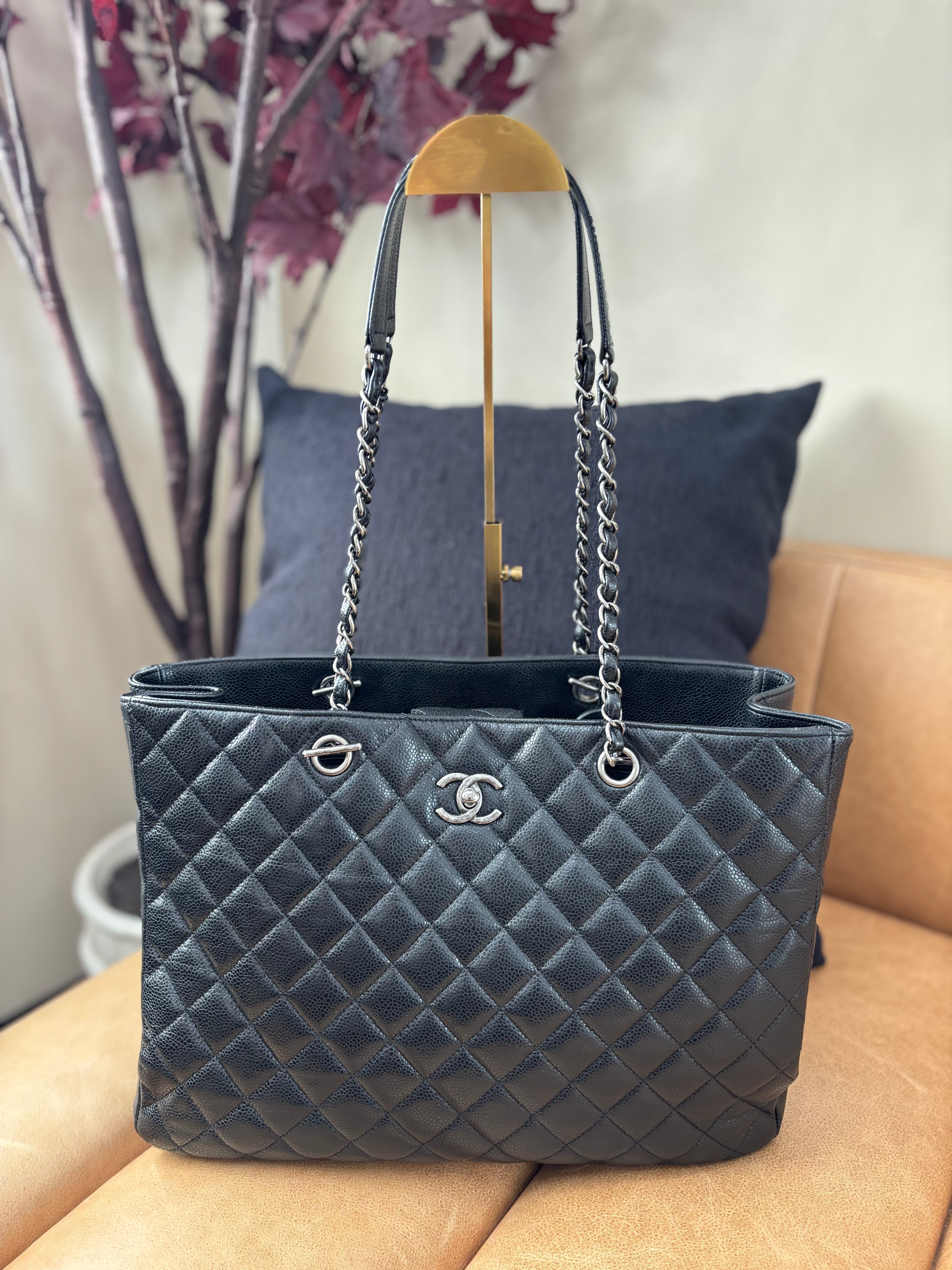 *DONS PRE-DROP* Chanel Black Caviar Leather Turn Lock Shopping Tote