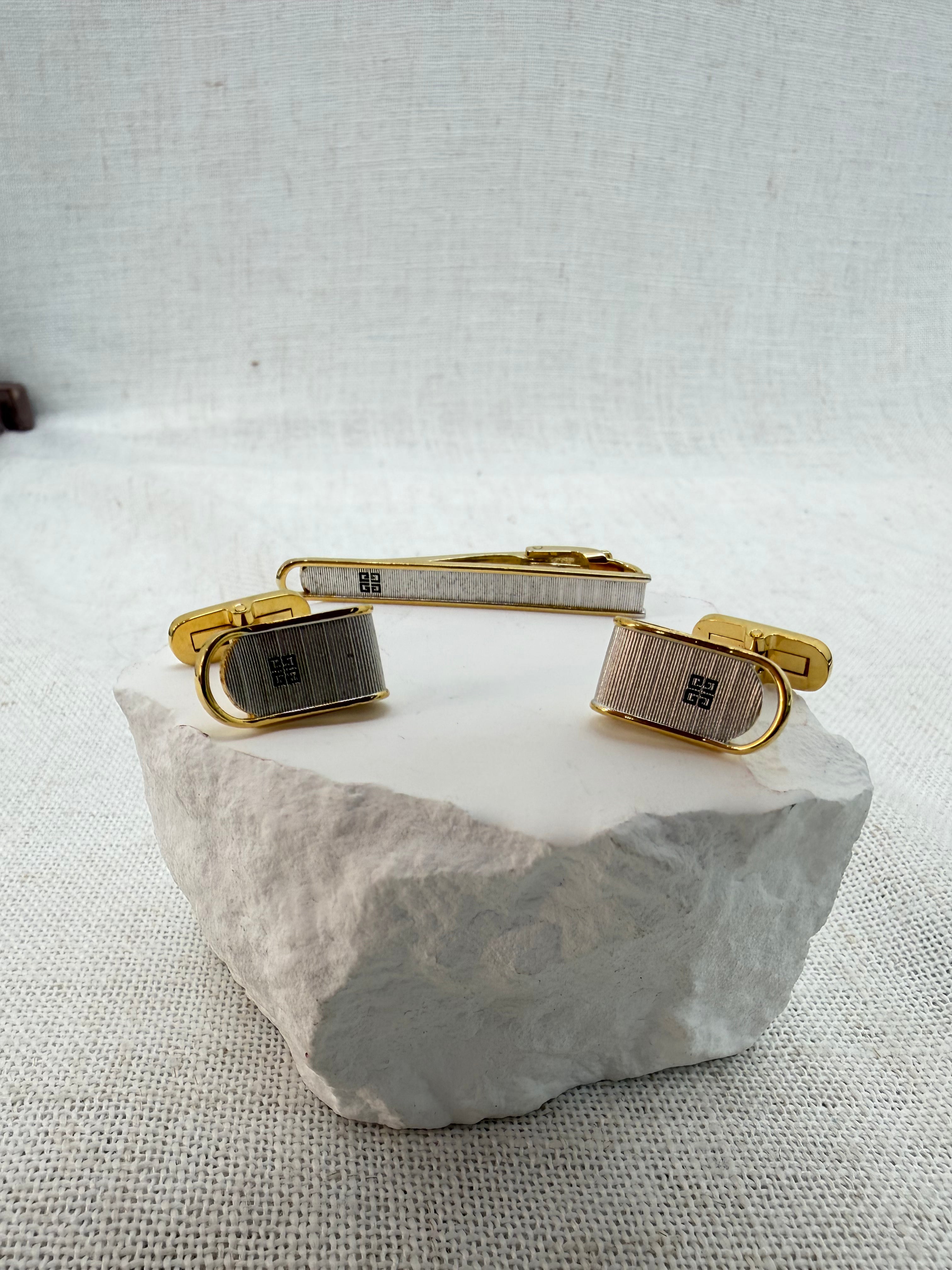 Givenchy Vintage Cluff Links & Tie Clip Set
