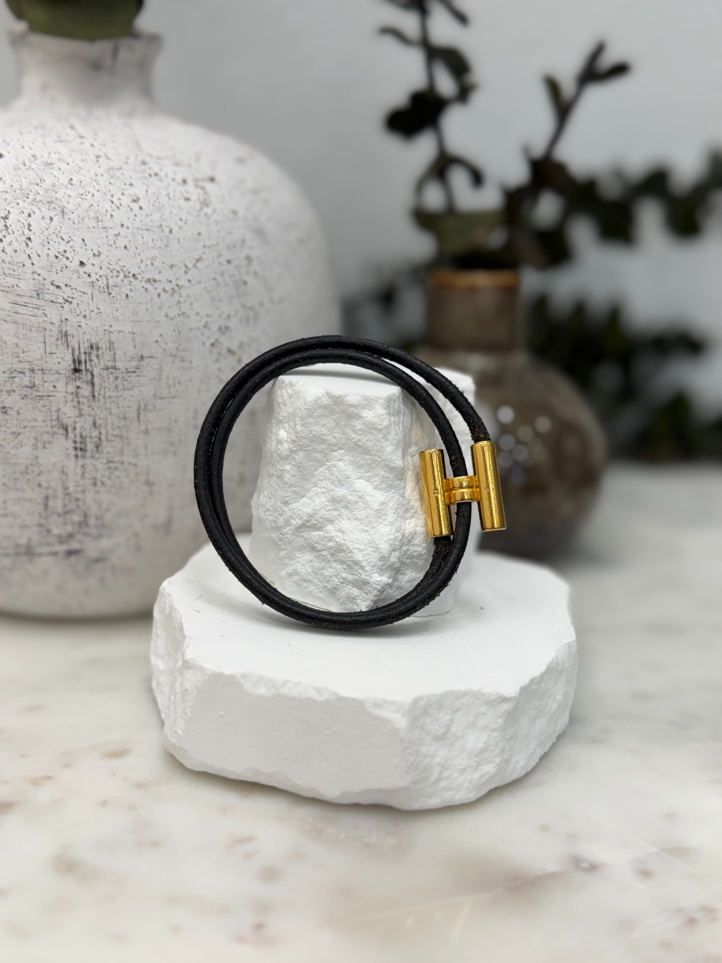 Hermes Vintage Black Leather & Gold Tone Tournis Tresse Bracelet