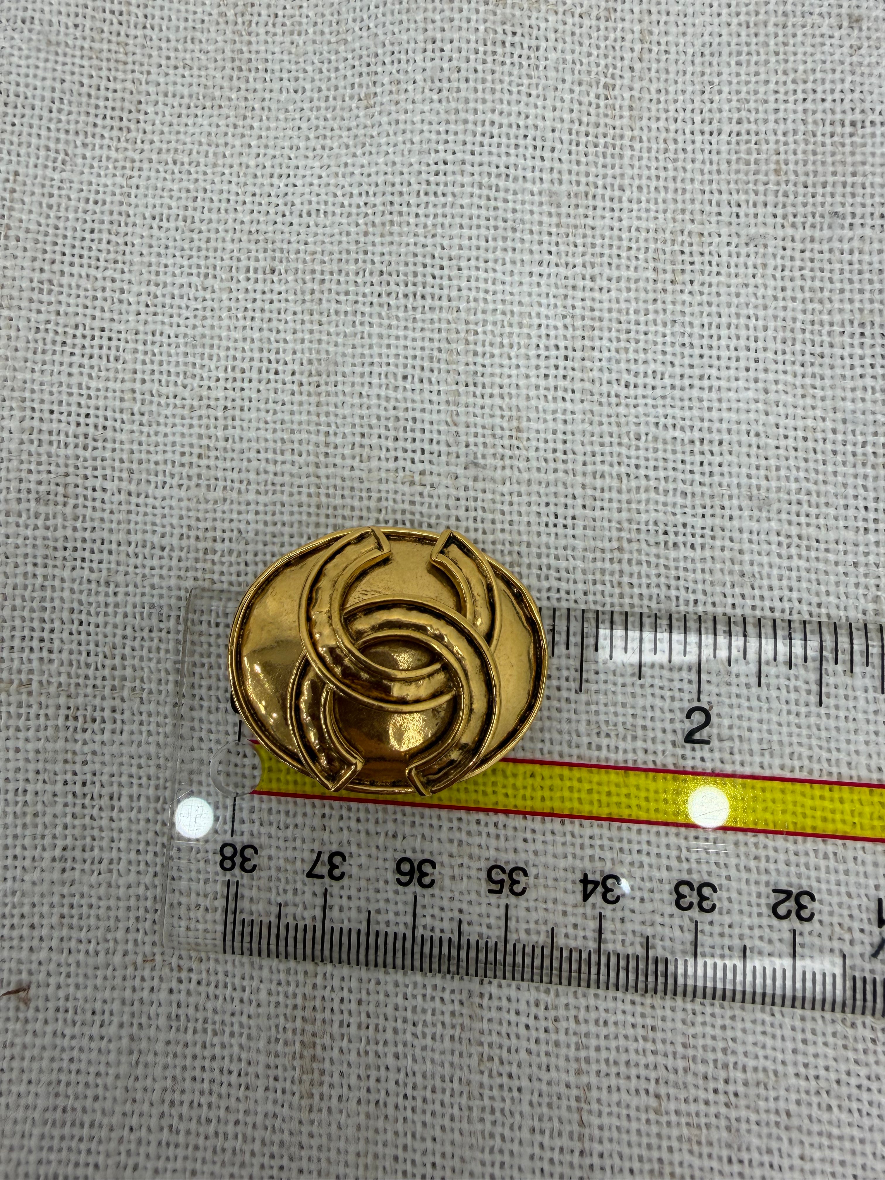 Chanel Vintage Gold Tone CC Oval Brooch