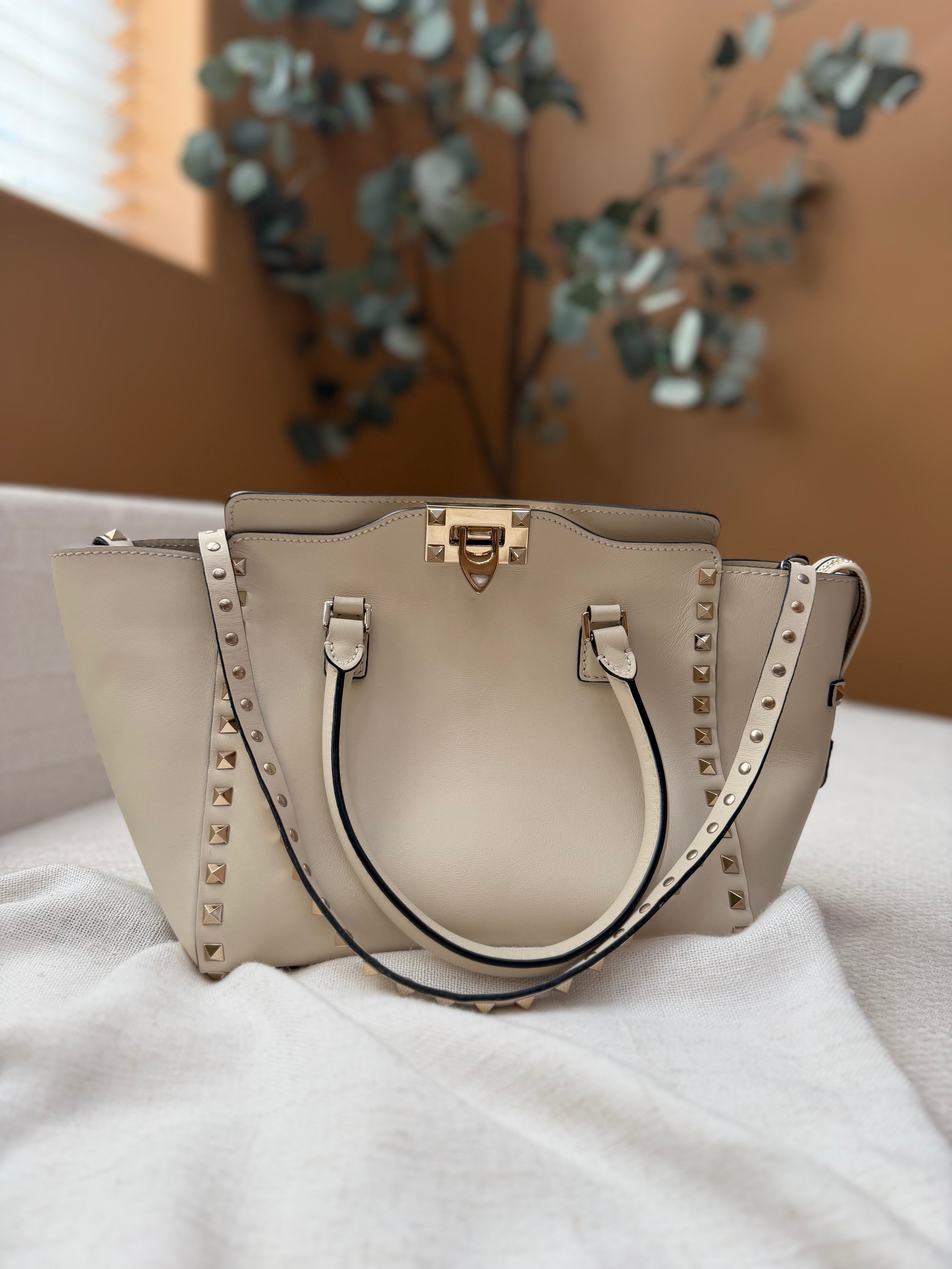*DONS PRE-DROP* Valentino Ivory Leather Rockstud 2way Tote
