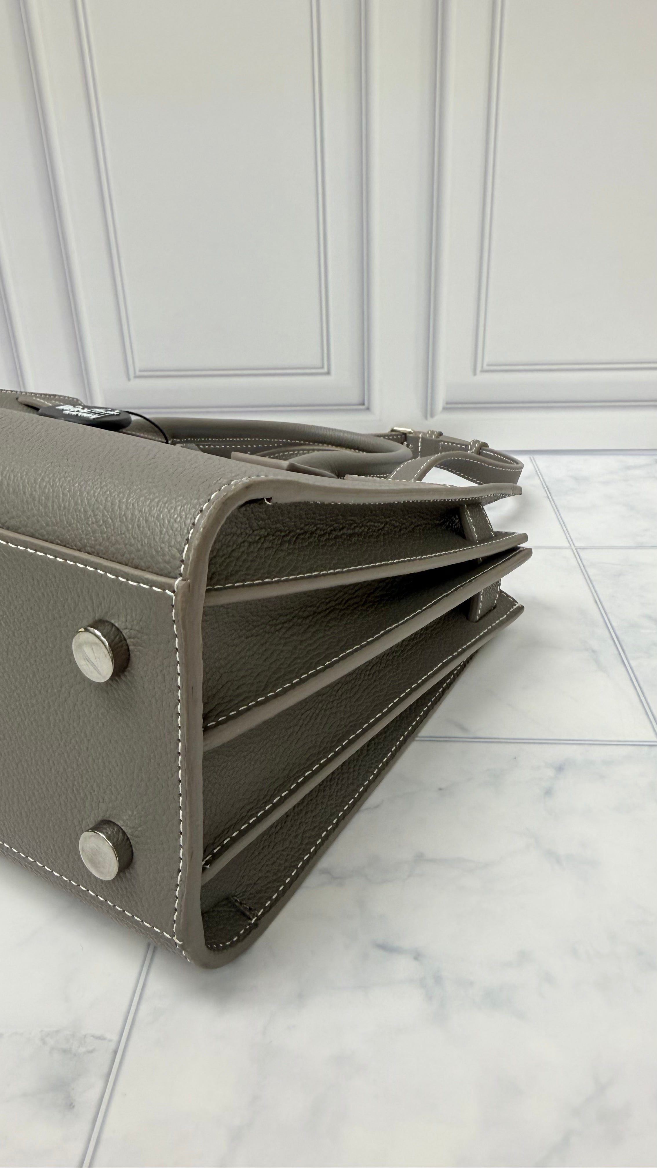 *DONS DROP* LIKE NEW - Saint Laurent YSL Grey Grained Leather Sac De Jour Baby Tote Bag