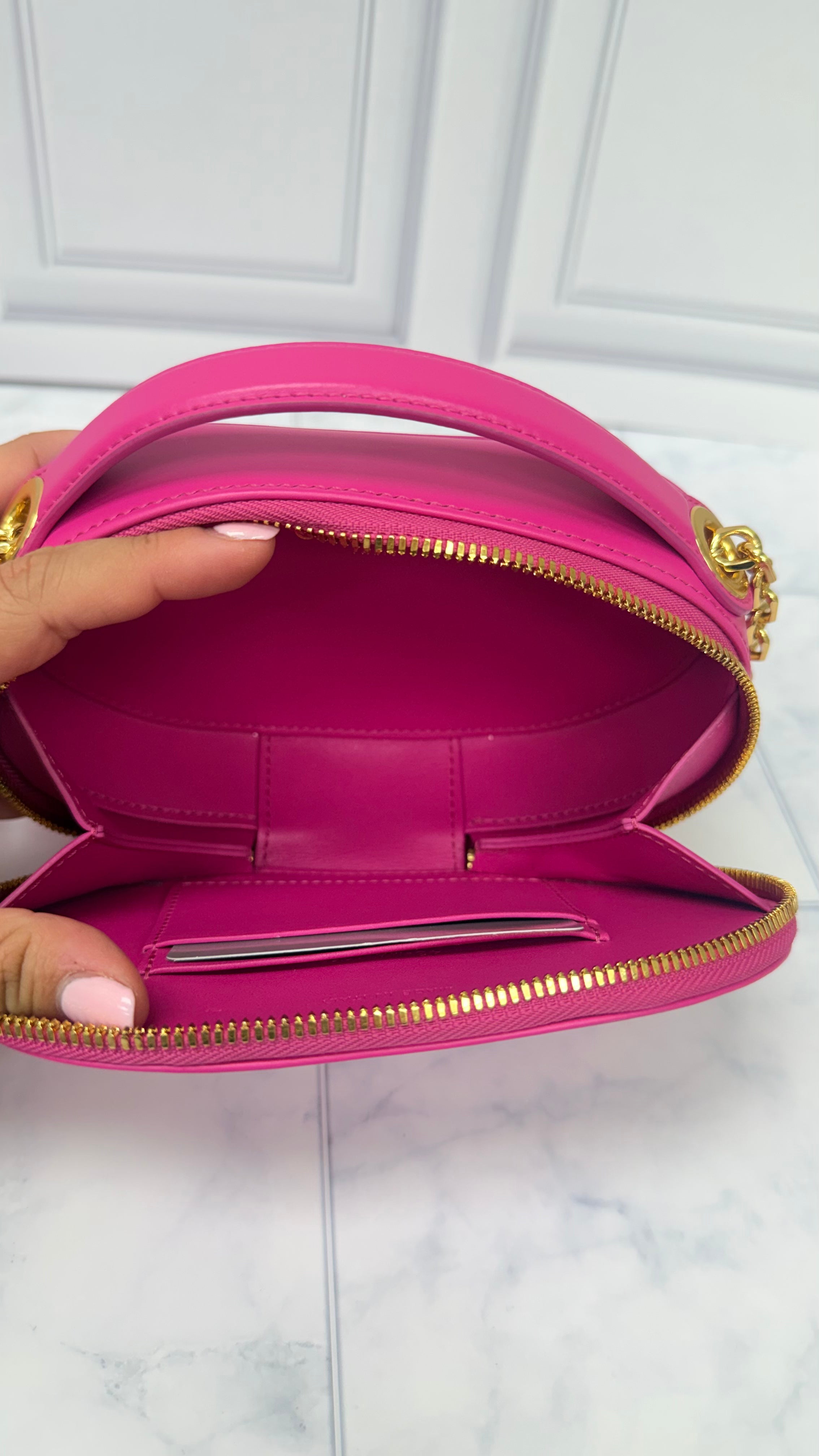 *DONS DROP* Christian Dior Pink Leather CD Embossed Signature Oval Camera Bag