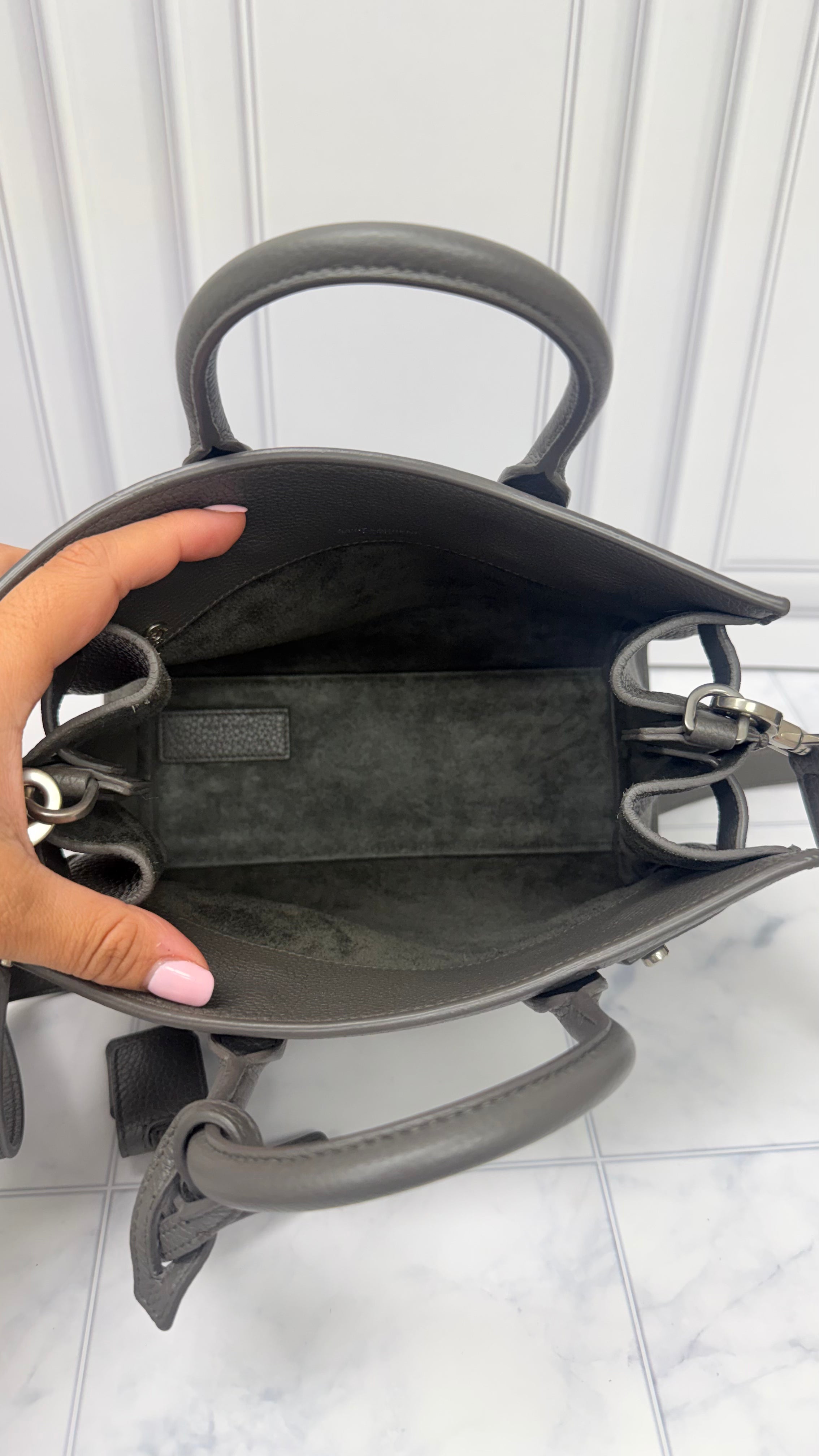 *DONS DROP* LIKE NEW - Saint Laurent YSL Grey Grained Leather Nano Sac De Jour Handbag