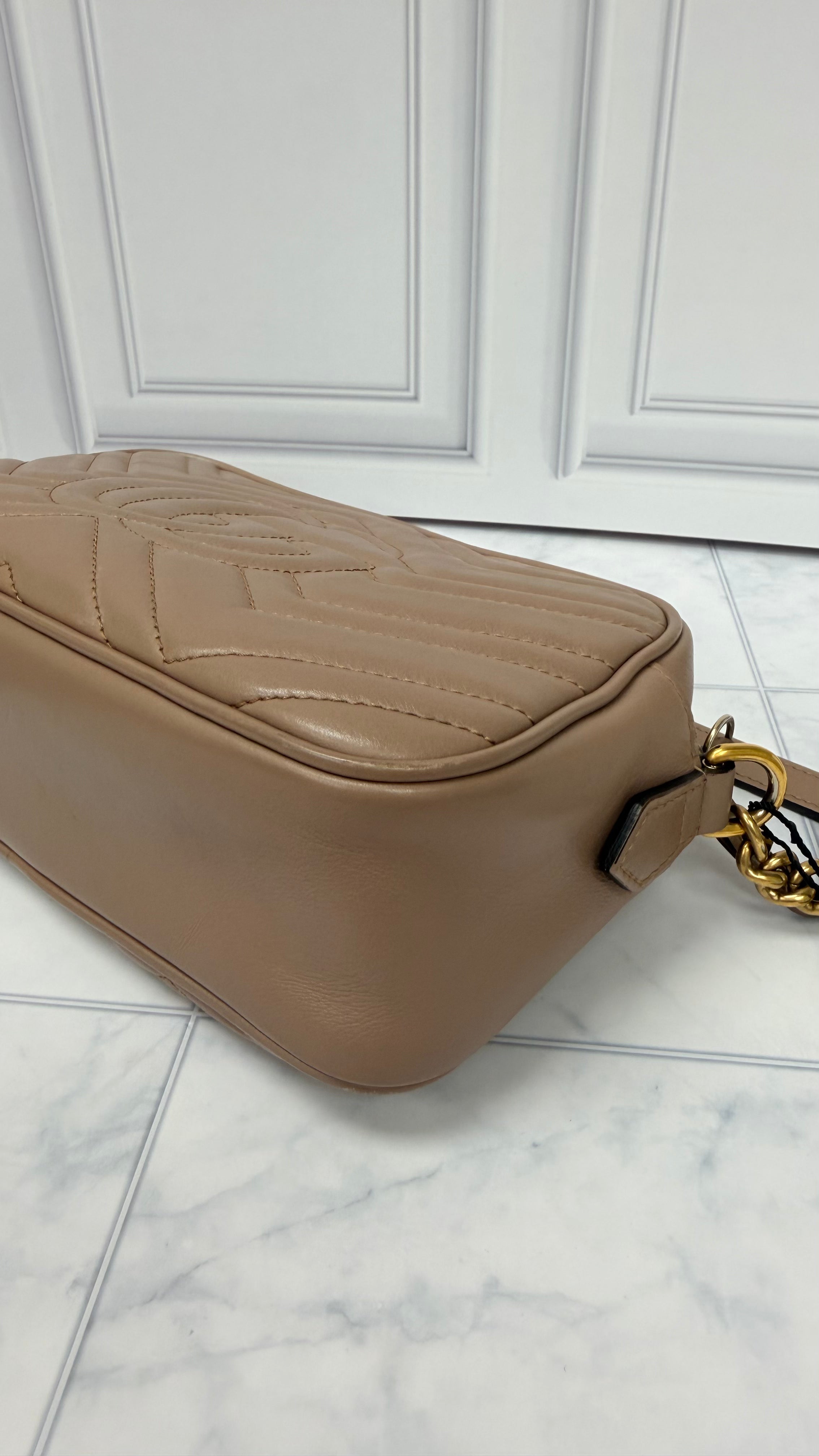*DONS DROP* Gucci Dusty Pink Leather GG Marmont Small Camera Bag