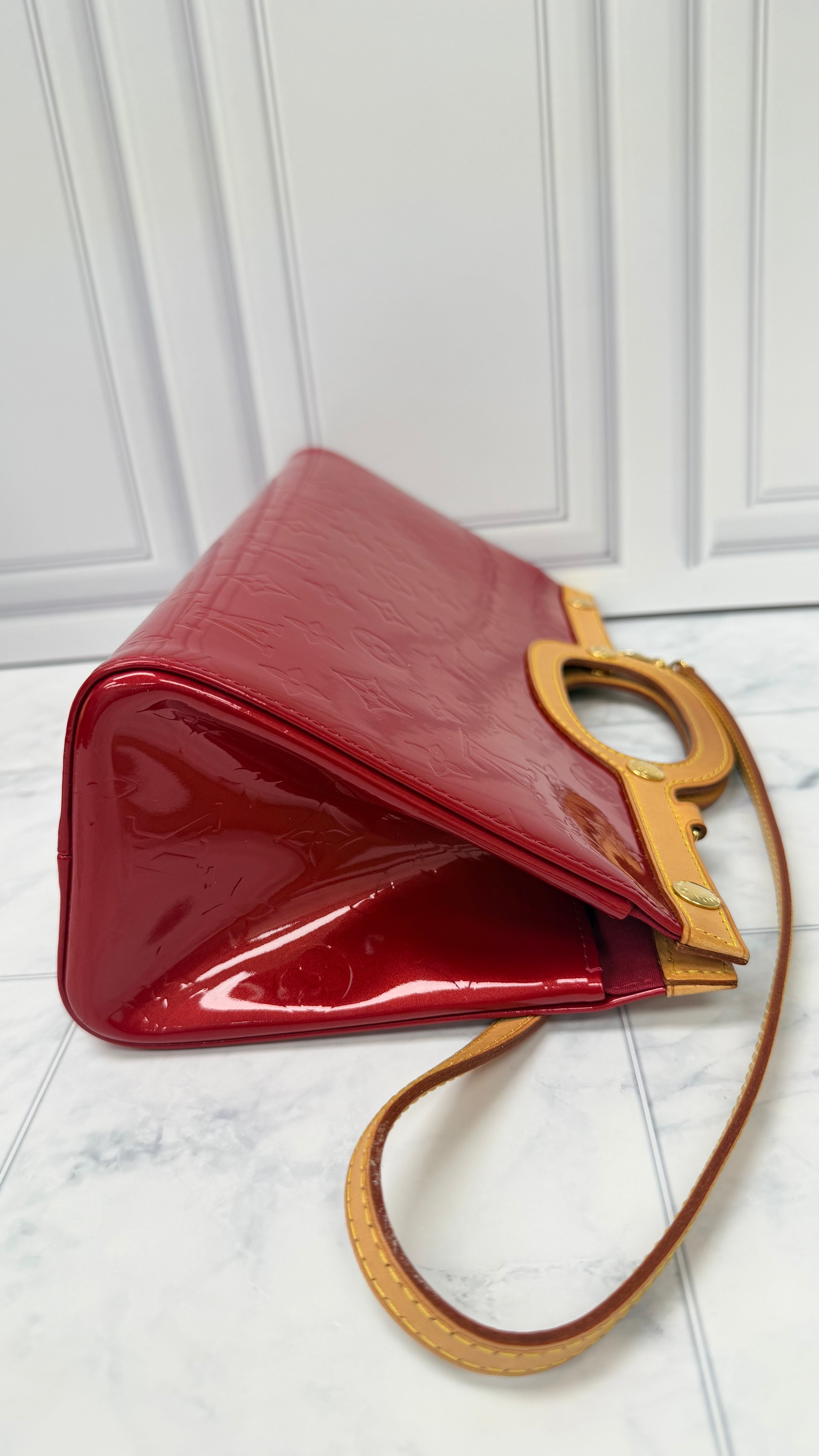 *DONS DROP* Louis Vuitton Red Vernis Roxbury Drive Handbag