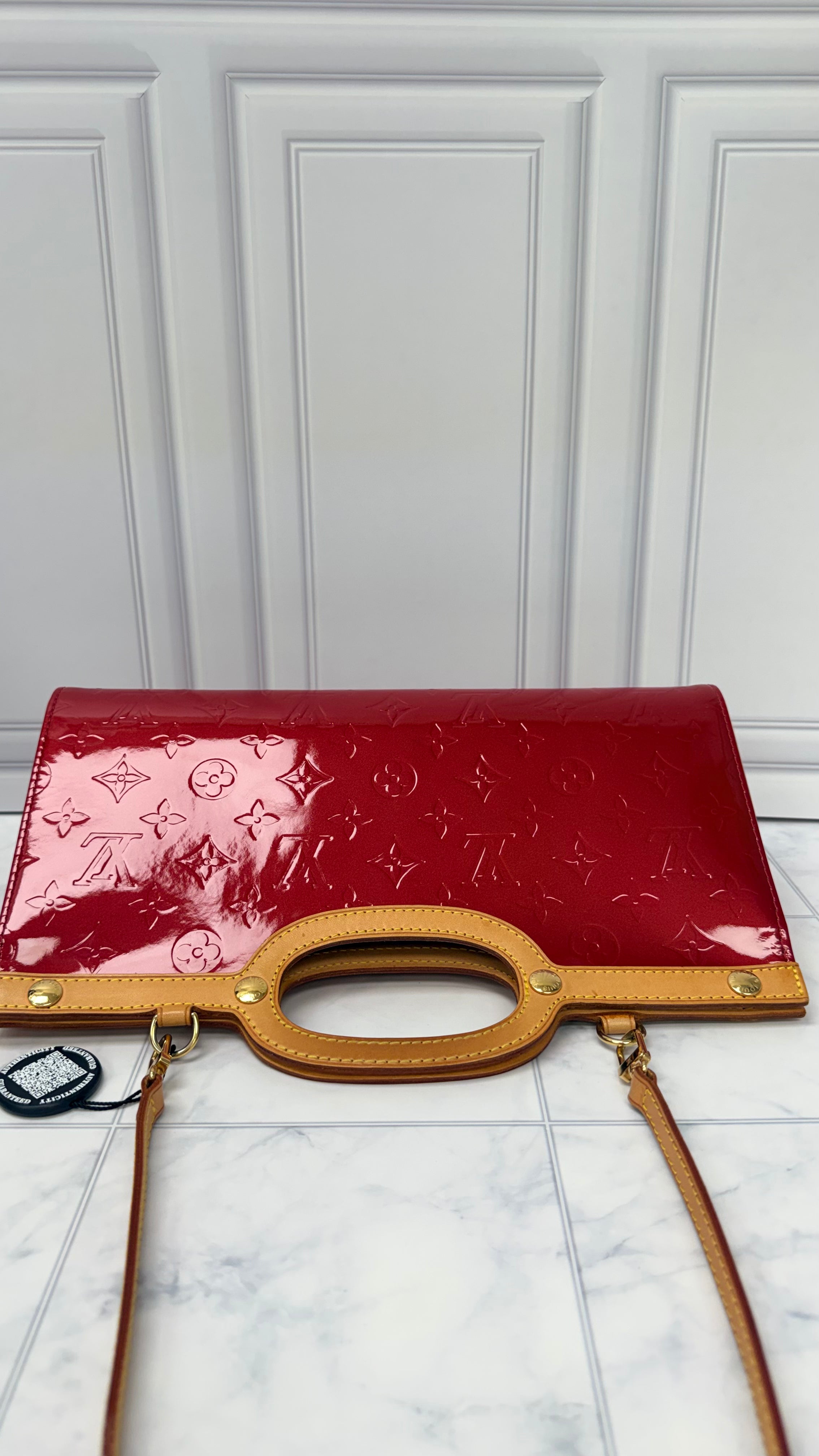 *DONS DROP* Louis Vuitton Red Vernis Roxbury Drive Handbag