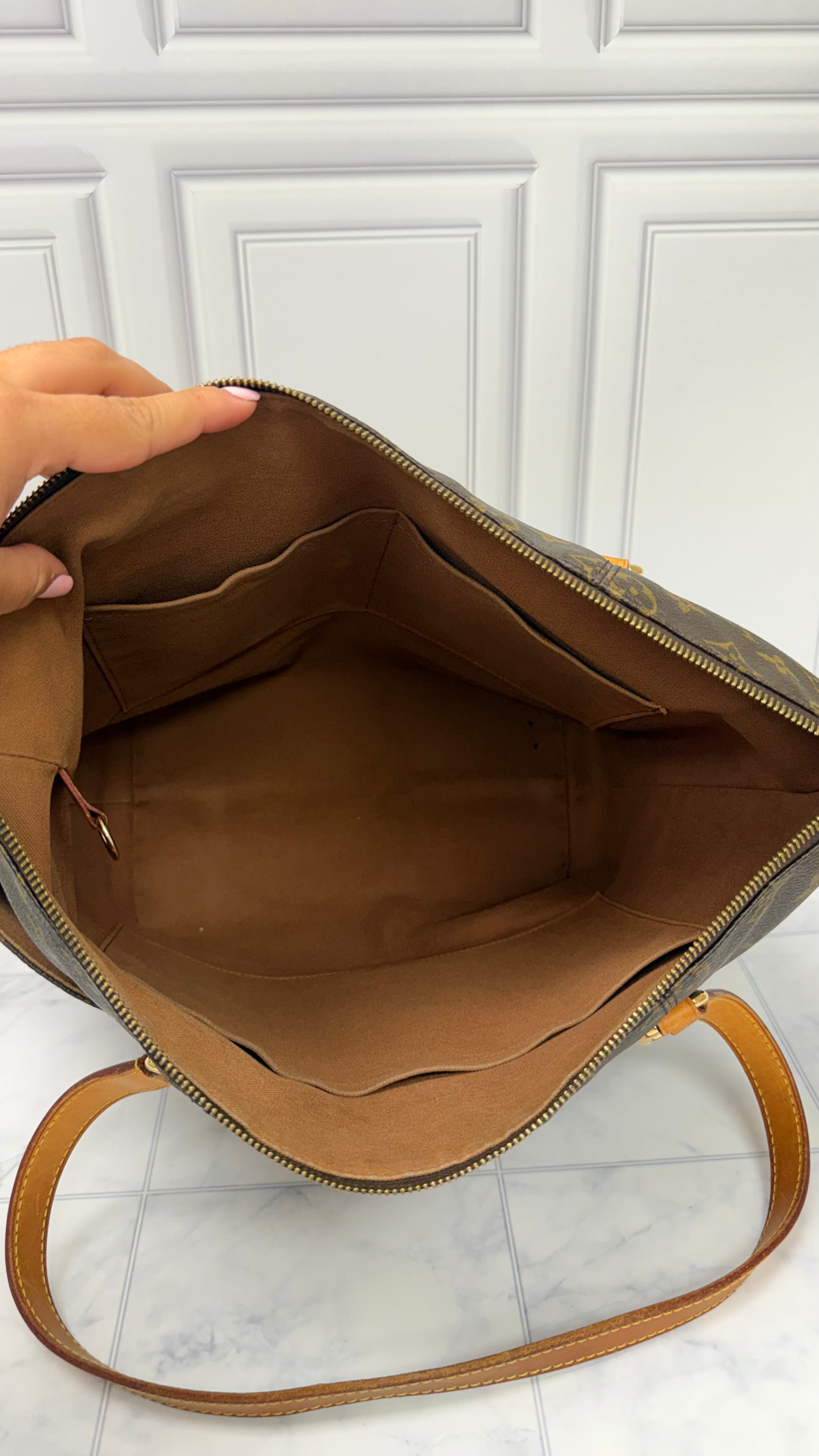 *DONS DROP* Louis Vuitton Monogram Totally MM Tote Bag