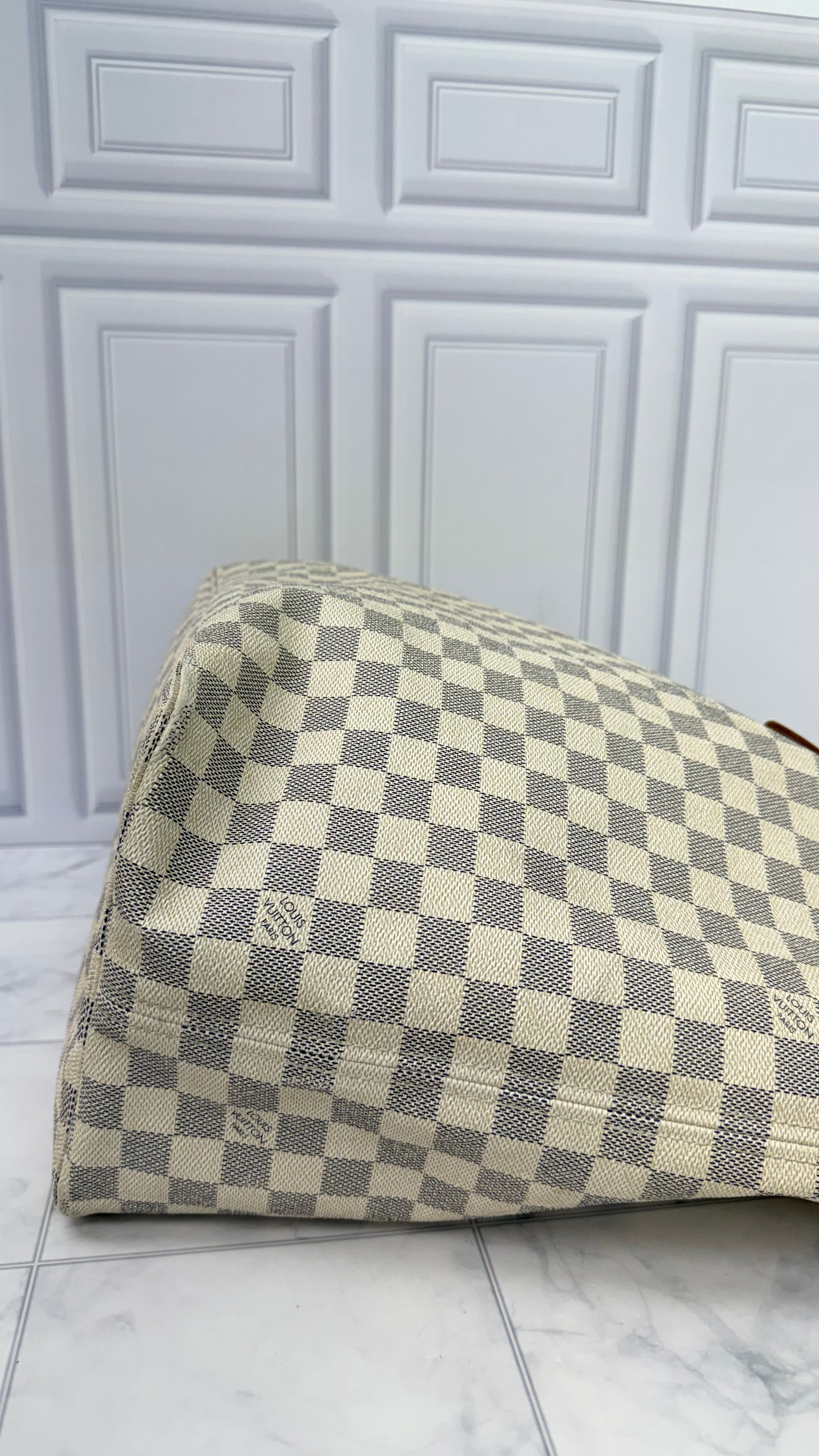 Louis Vuitton Damier Azur Neverfull GM Tote Bag