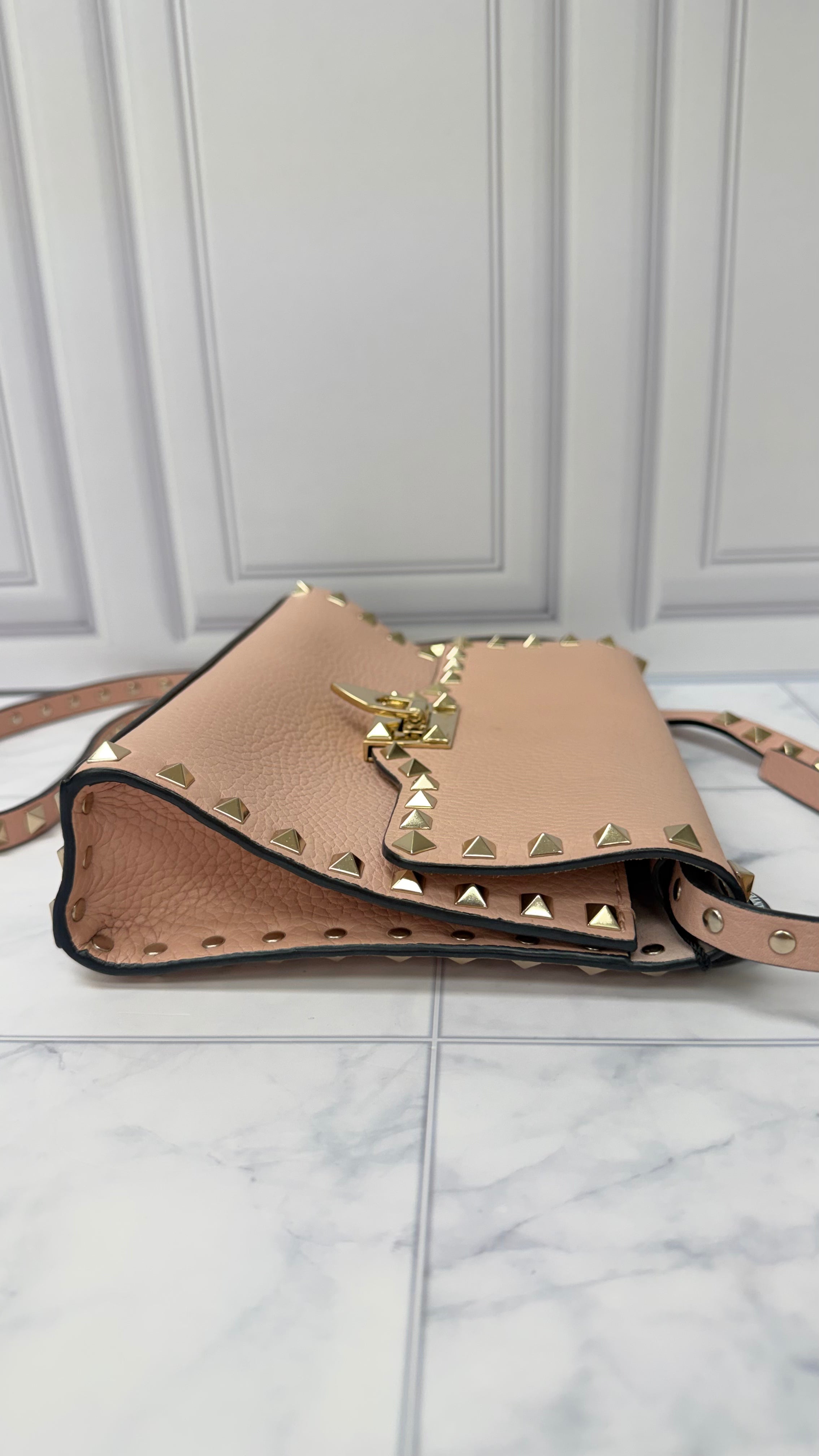 *DONS DROP* Valentino Pink Grained Leather Rockstud Small Crossbody Bag