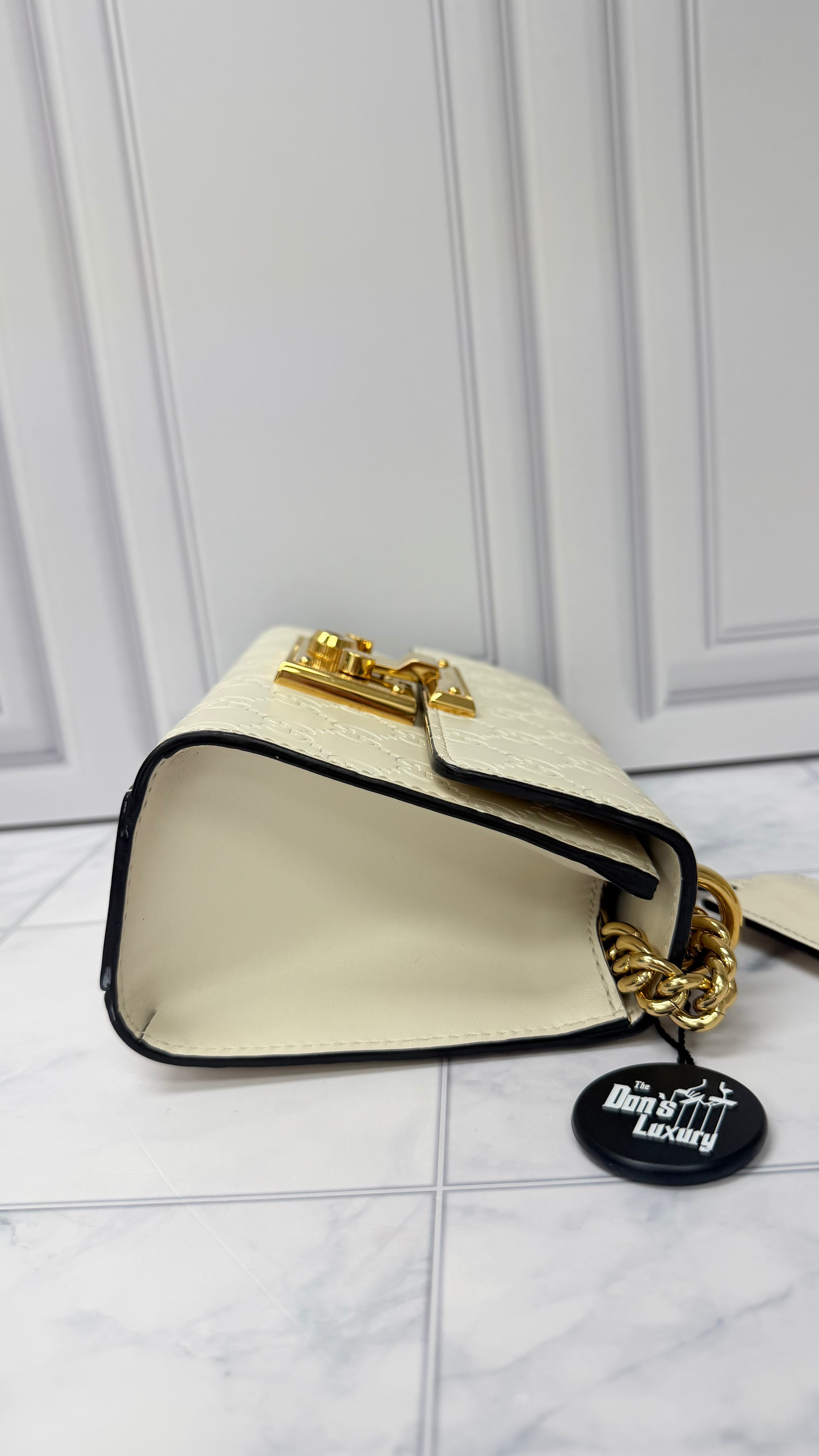 *DONS DROP* Gucci Ivory Guccissima Leather Small Padlock Chain Bag