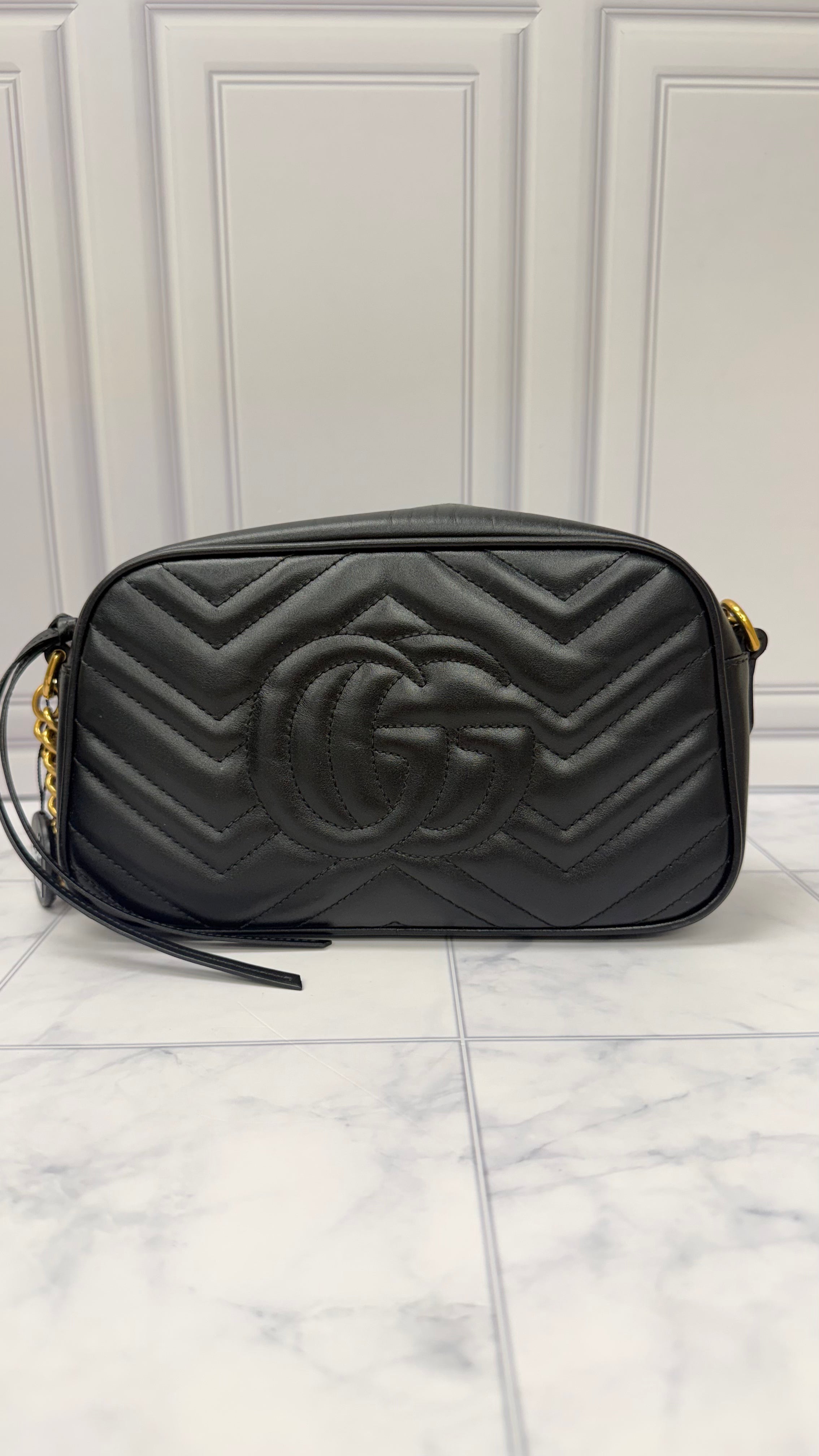 *DONS DROP* Gucci Black Quilted Chevron Leather Small Marmont Camera Bag