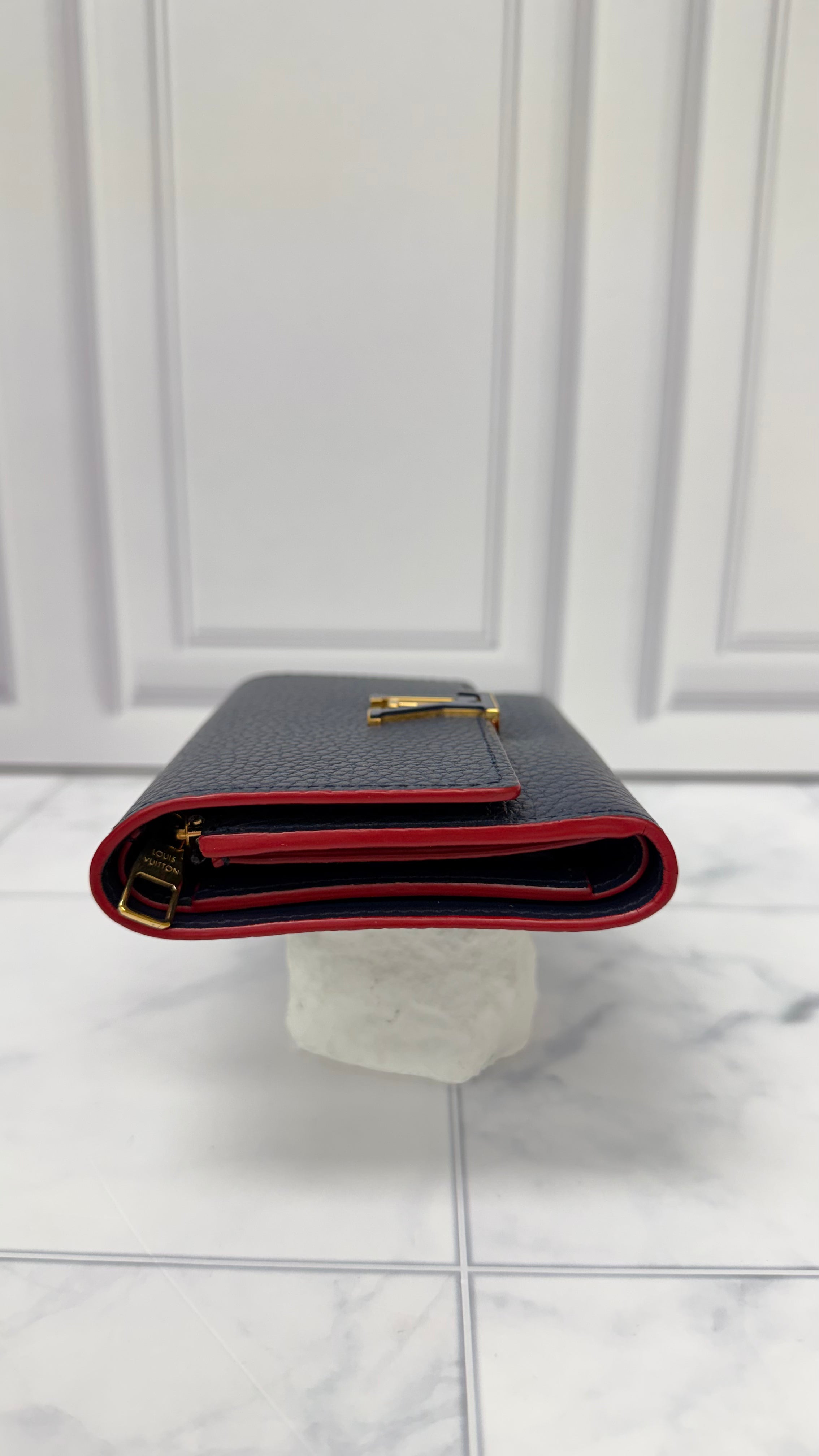 *DONS DROP* Louis Vuitton Blue Taurillon Leather Capucines Compact Wallet
