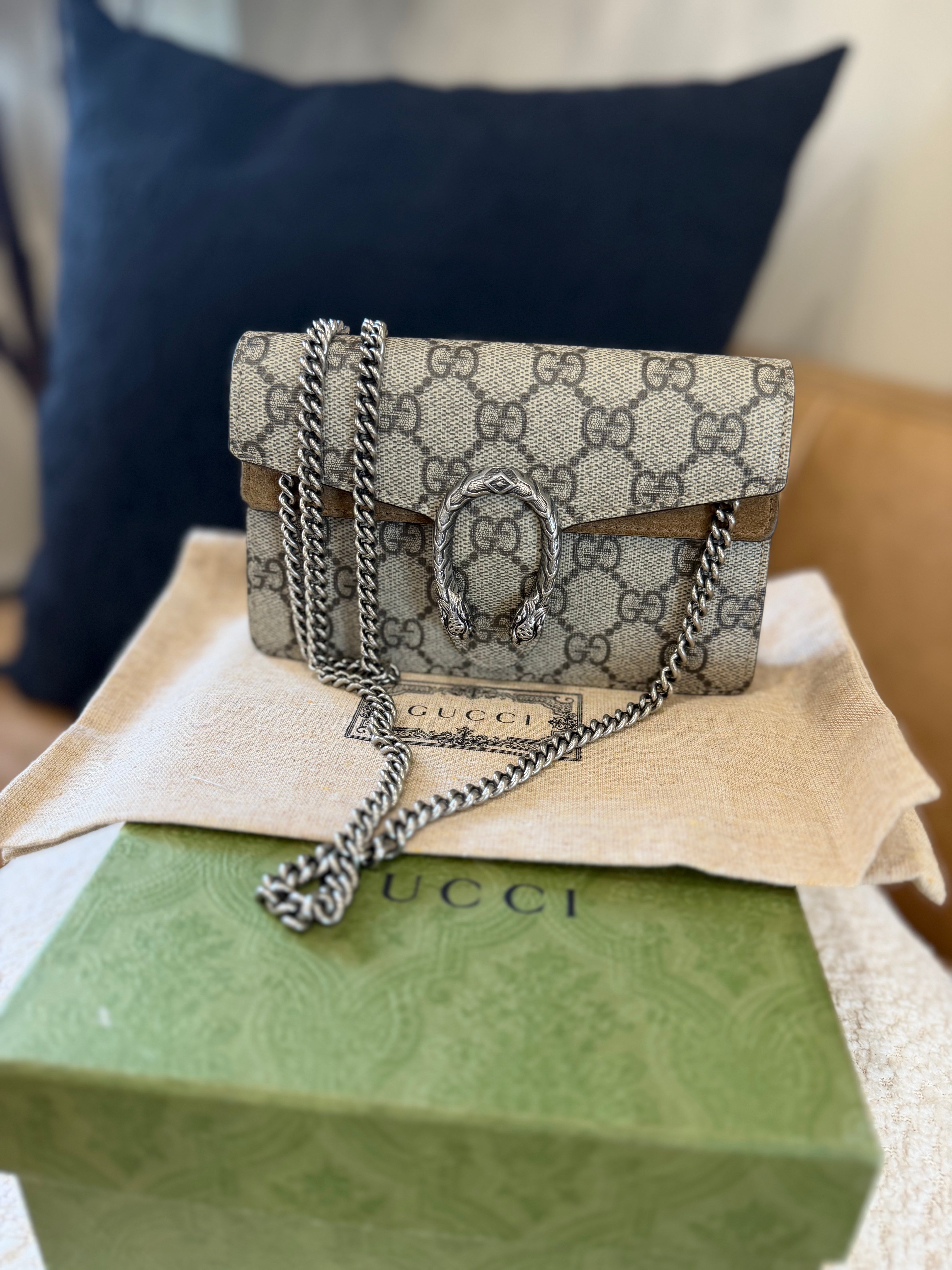 *DONS PRE-DROP* LIKE NEW- Gucci GG Supreme Canvas Super Mini Dionysus Chain Bag