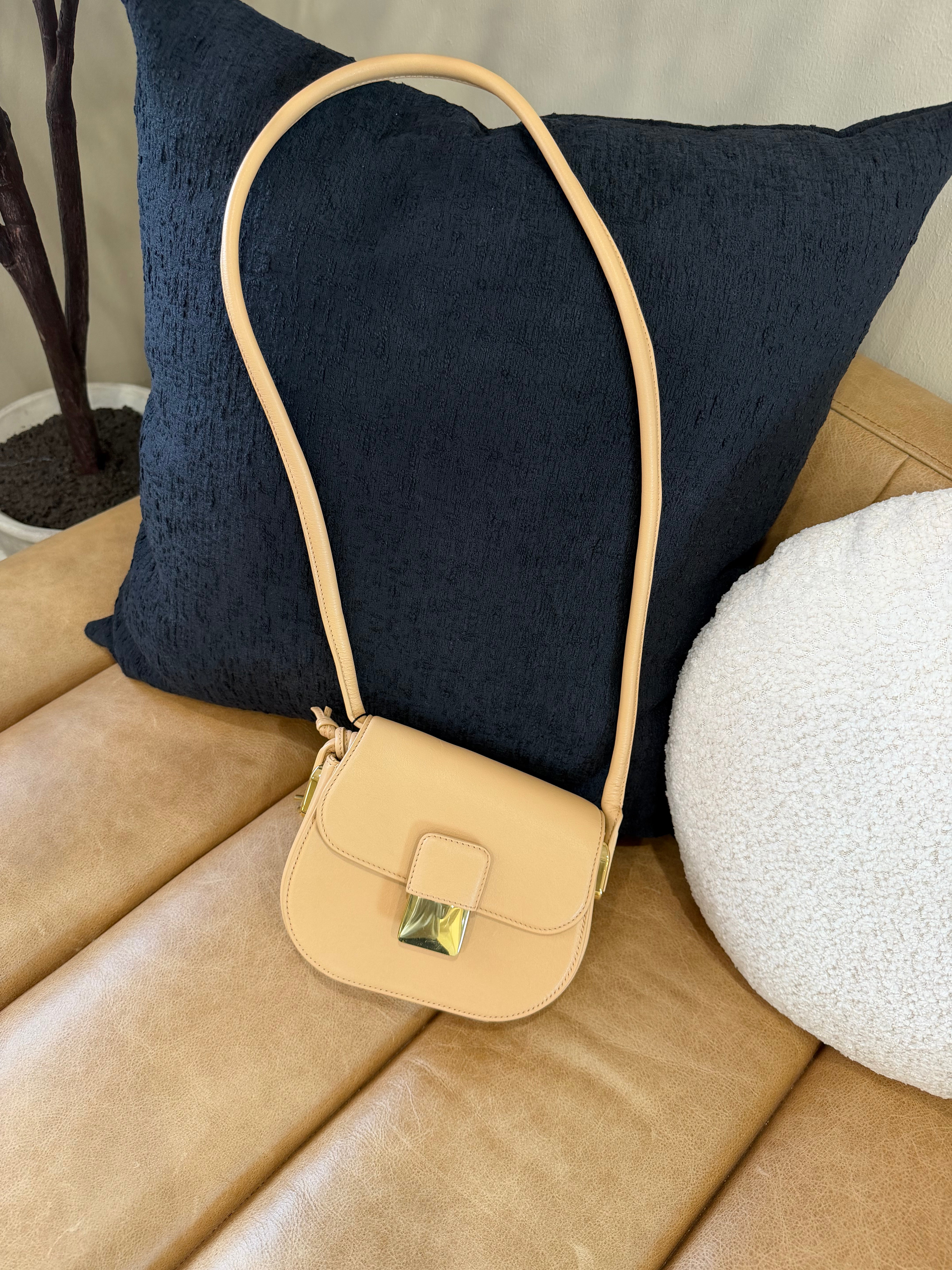 *DONS PRE-DROP* Bottega Veneta Vintage Tan Leather Mini Desiree Shoulder Bag