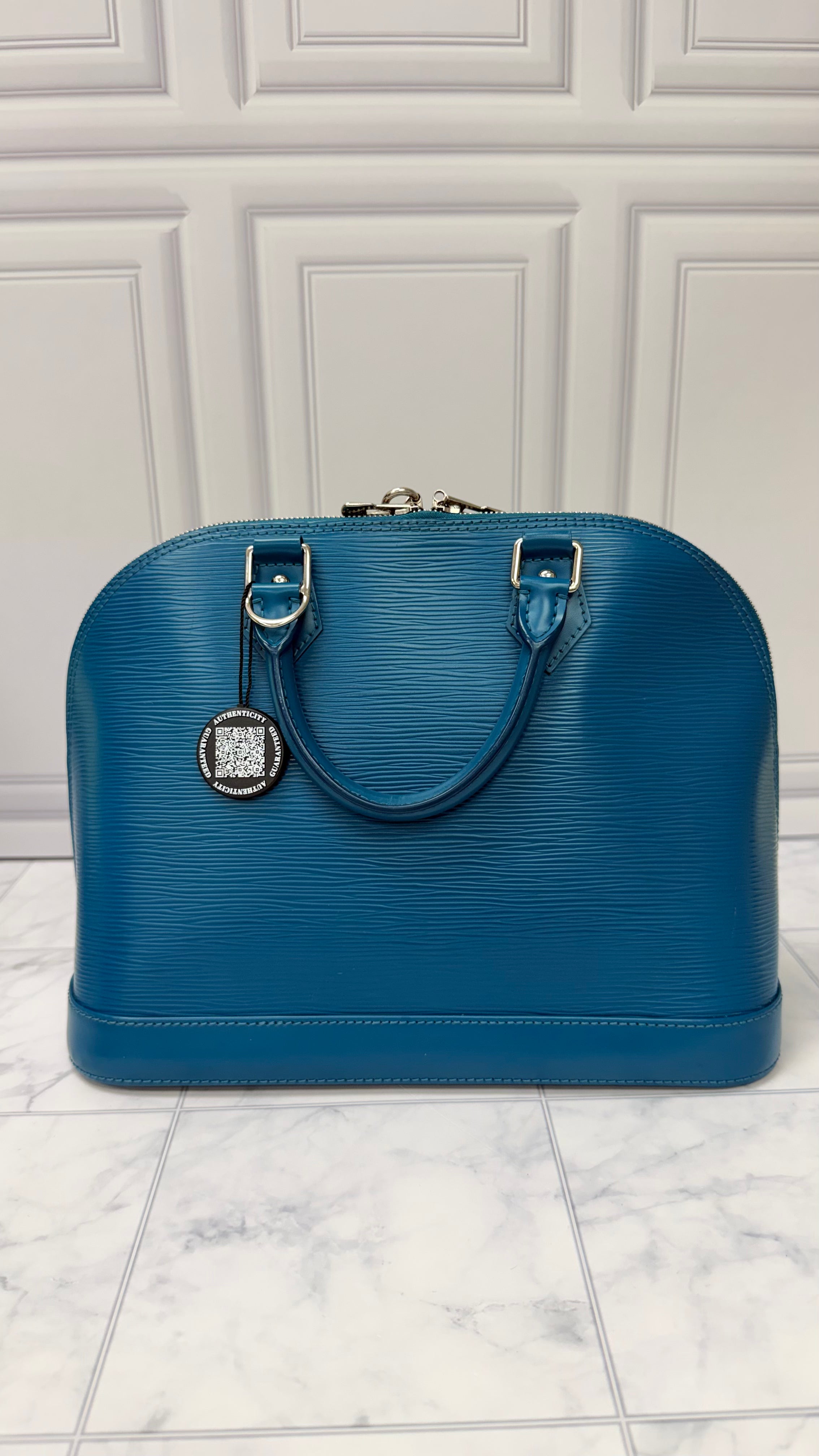 *DONS DROP* Louis Vuitton Teal Epi Leather Alma PM Satchel