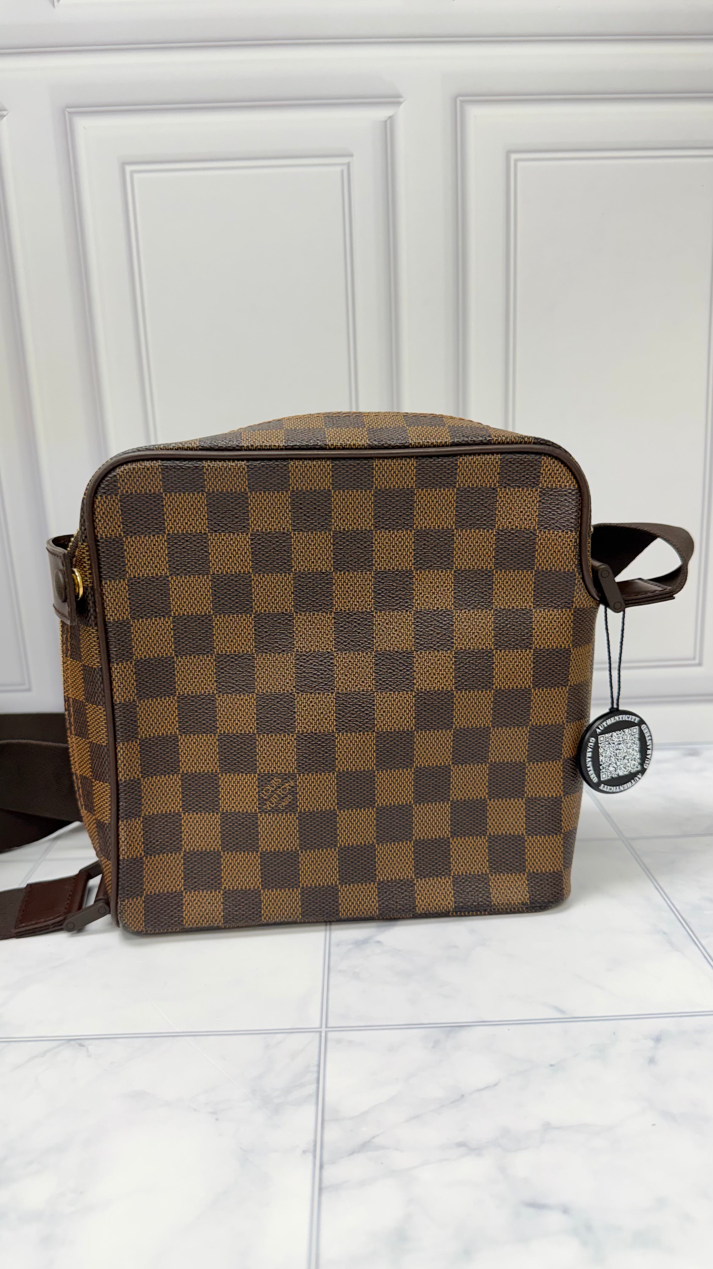 *DONS DROP* Louis Vuitton Damier Ebene Olav PM Crossbody Bag