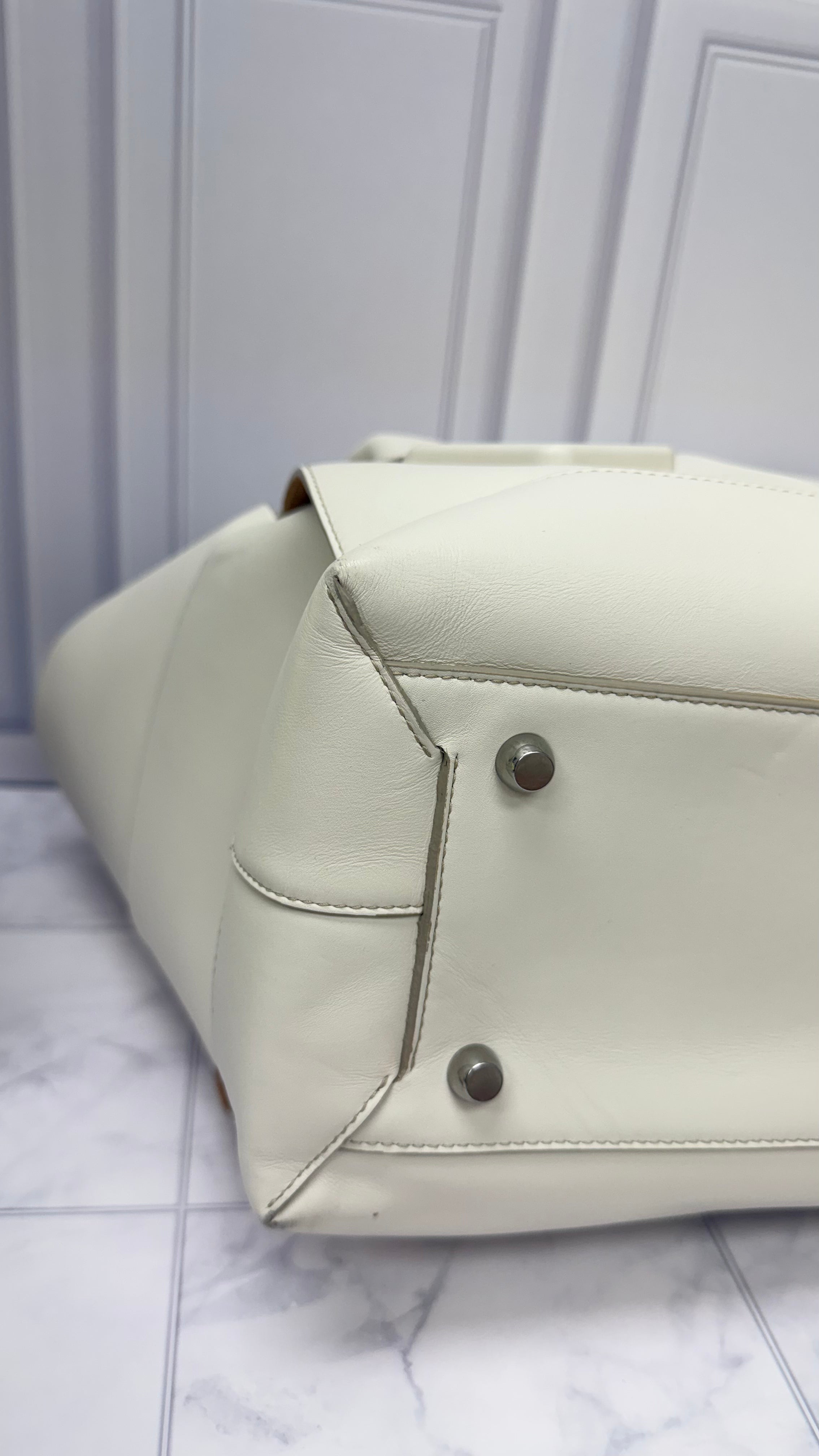 *DONS DROP* Bottega Veneta White Leather Maxi Intrecciato Arco Tote Bag