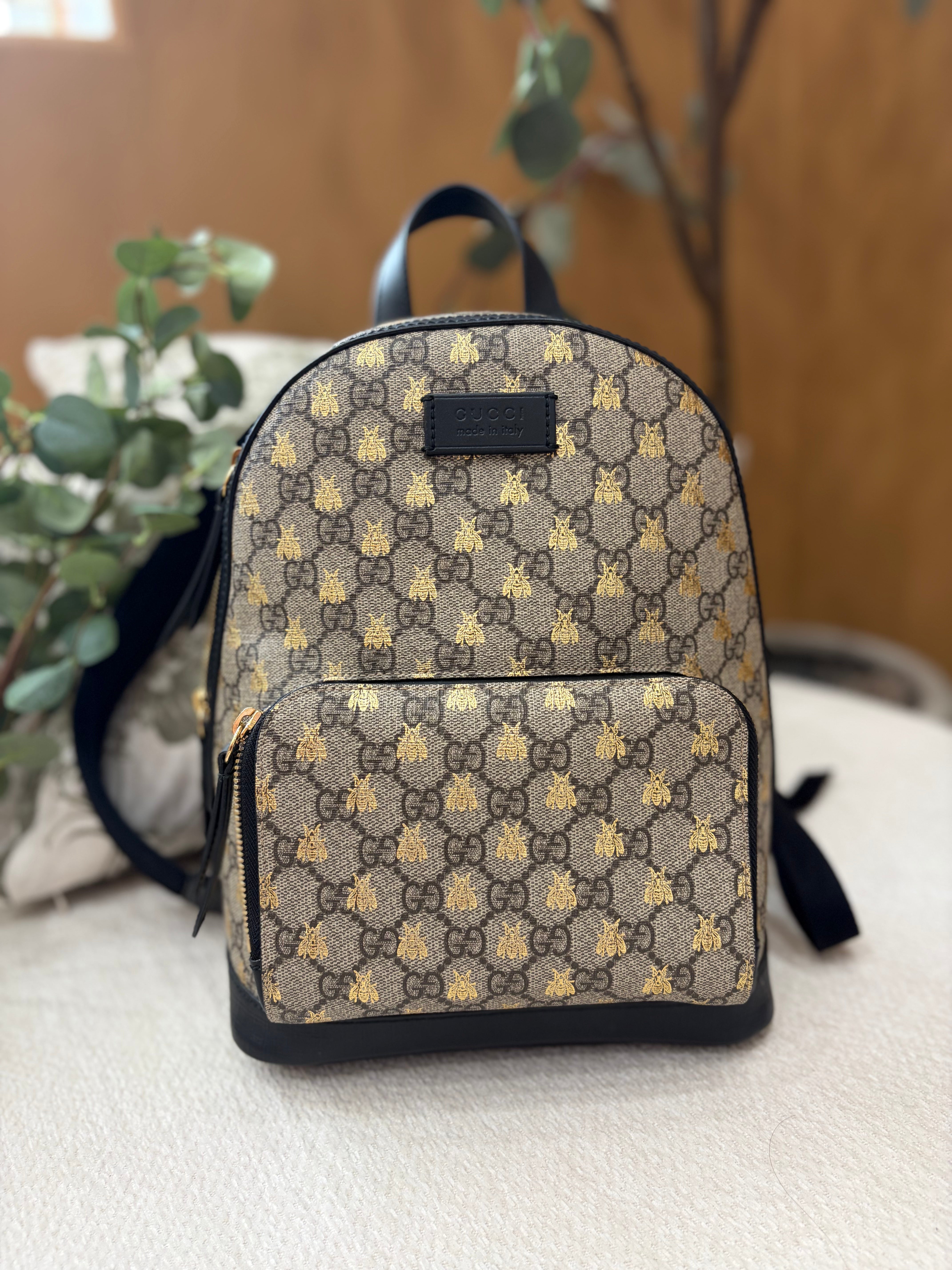 Gucci GG Supreme Monogram Bee Coated Canvas Small Backpack