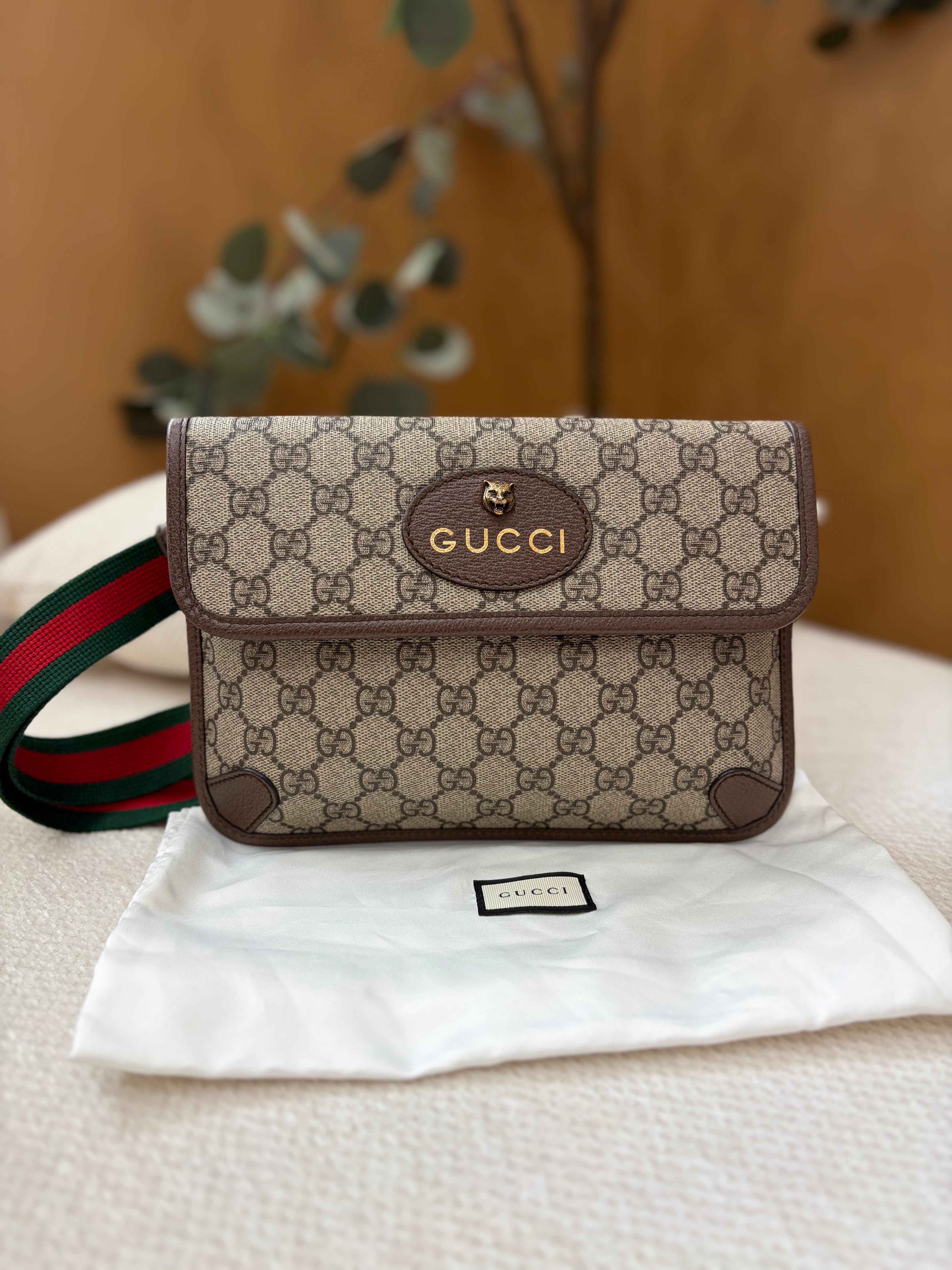 Gucci GG Supreme Coated Canvas Tiger Bumbag
