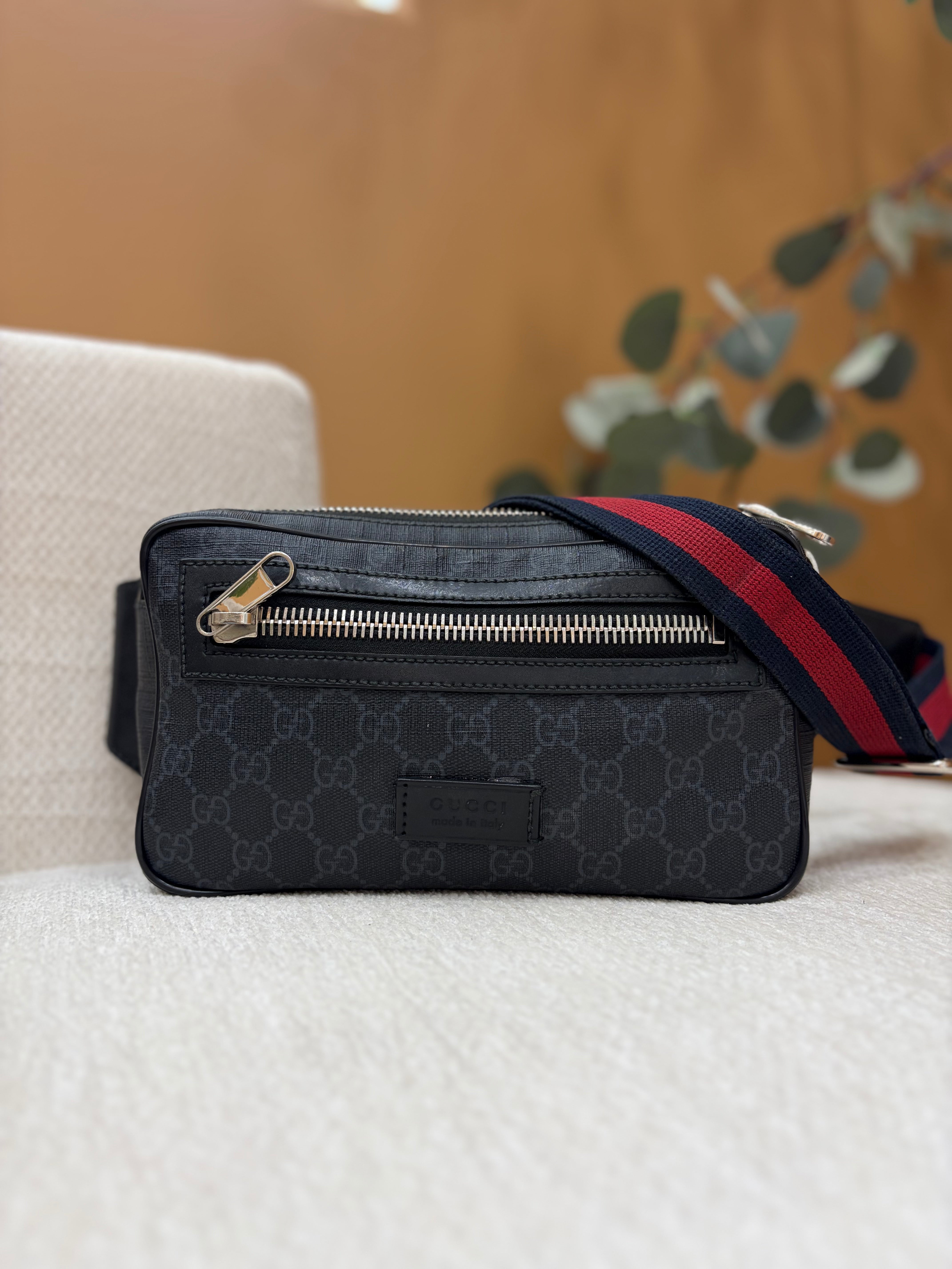 Gucci Black GG Supreme Belt Bag