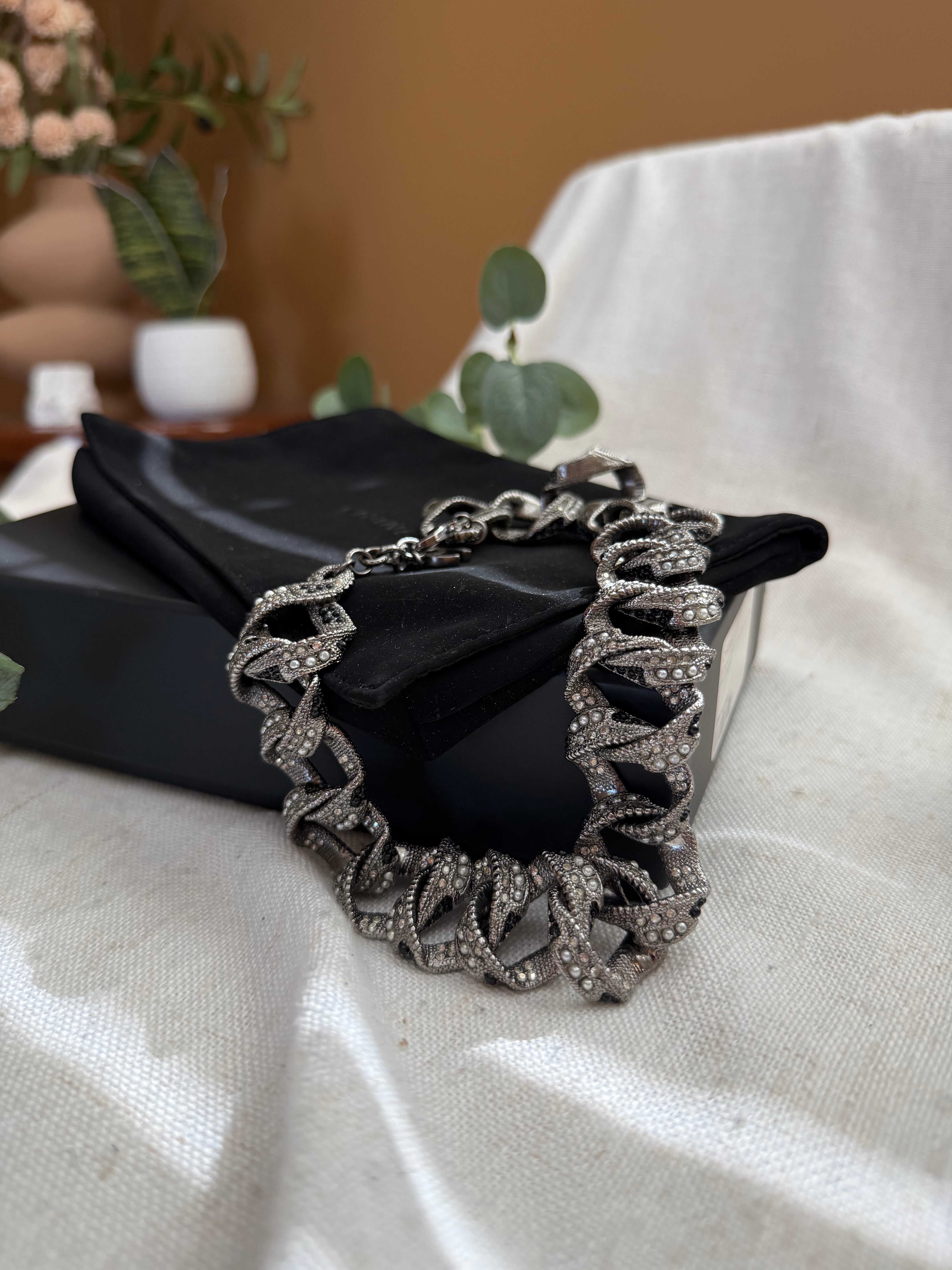 Chanel Vintage Ruthenium Strass Crystal & Pearl Curb Chain Choker Necklace