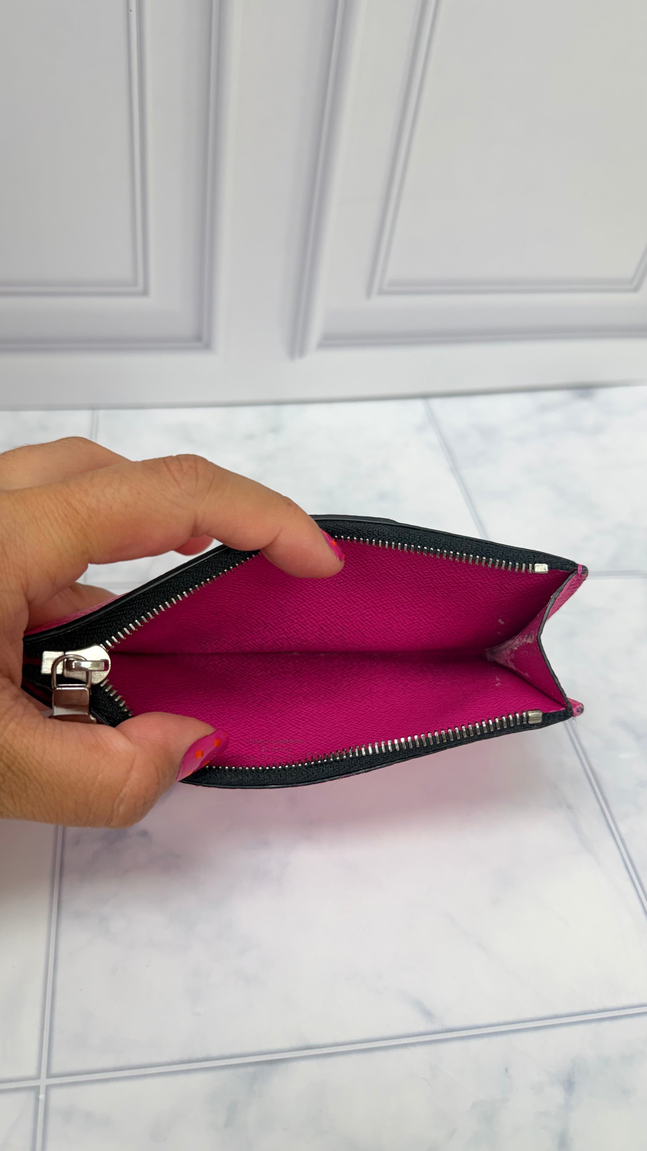 Louis Vuitton Hot Pink Monogram Taigarama Leather Coin Card Holder