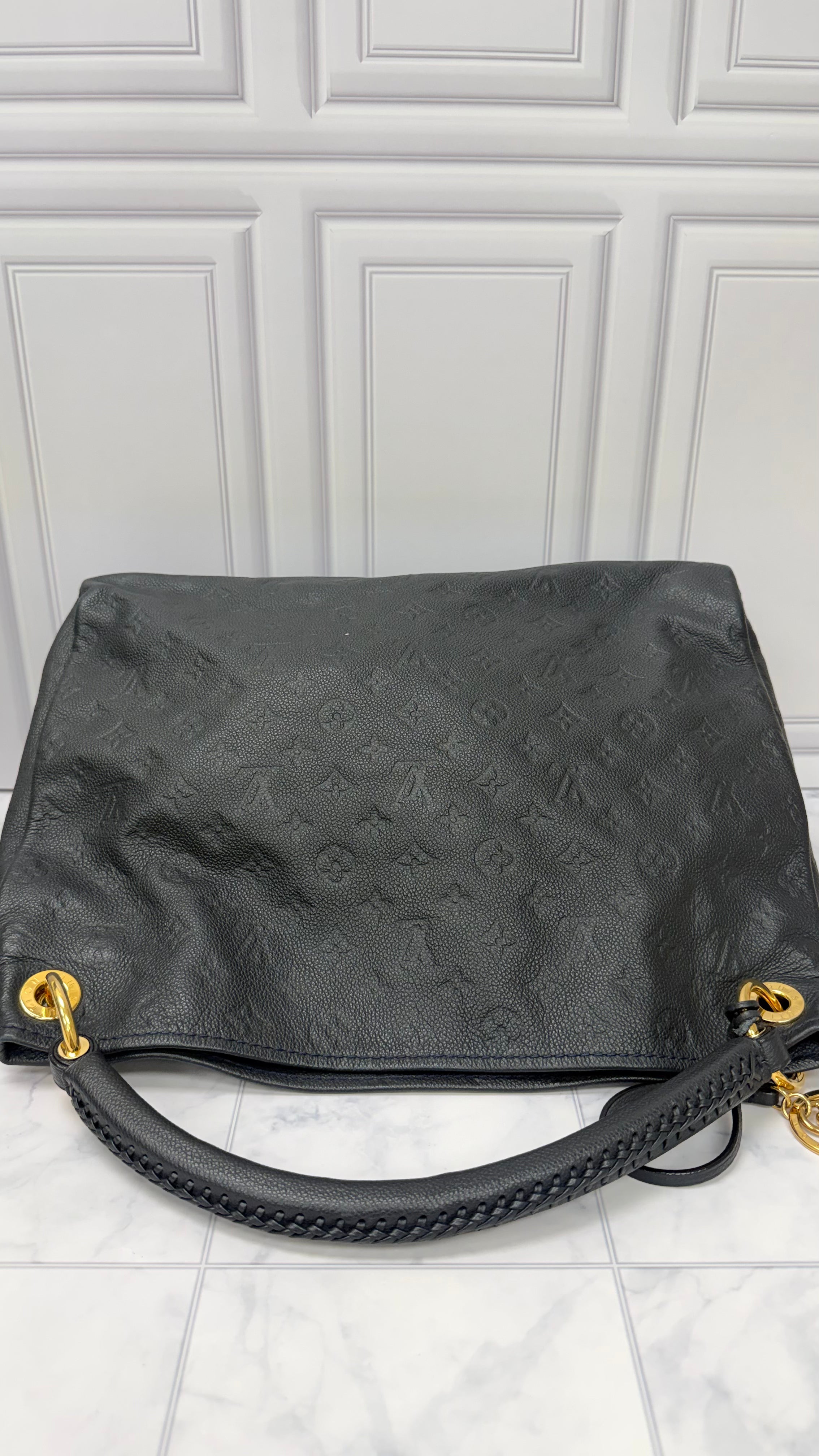 Louis Vuitton Monogram Midnight Blue Empreinte Leather Artsy MM Handbag