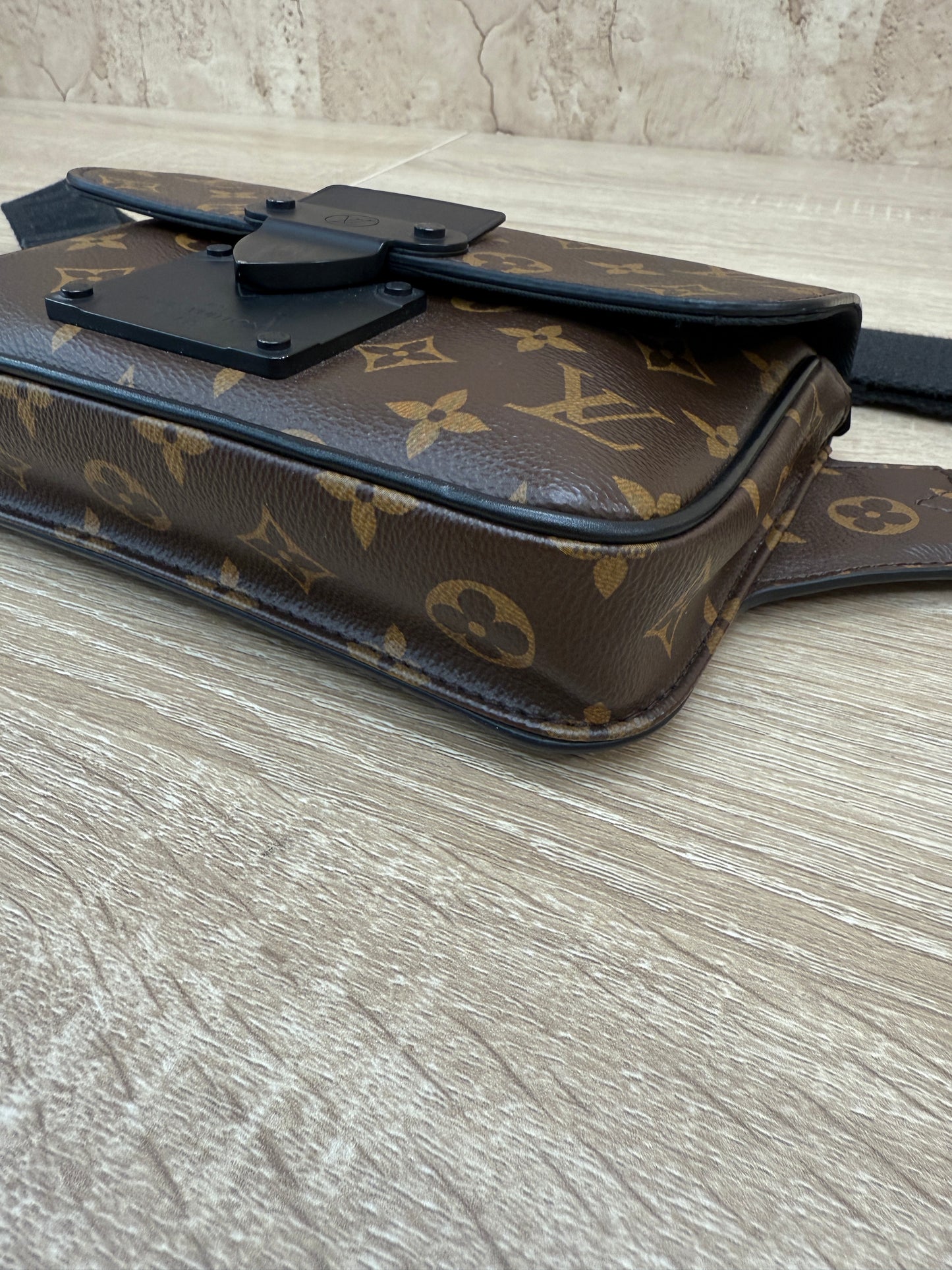 Louis Vuitton Monogram S Lock Sling Bag