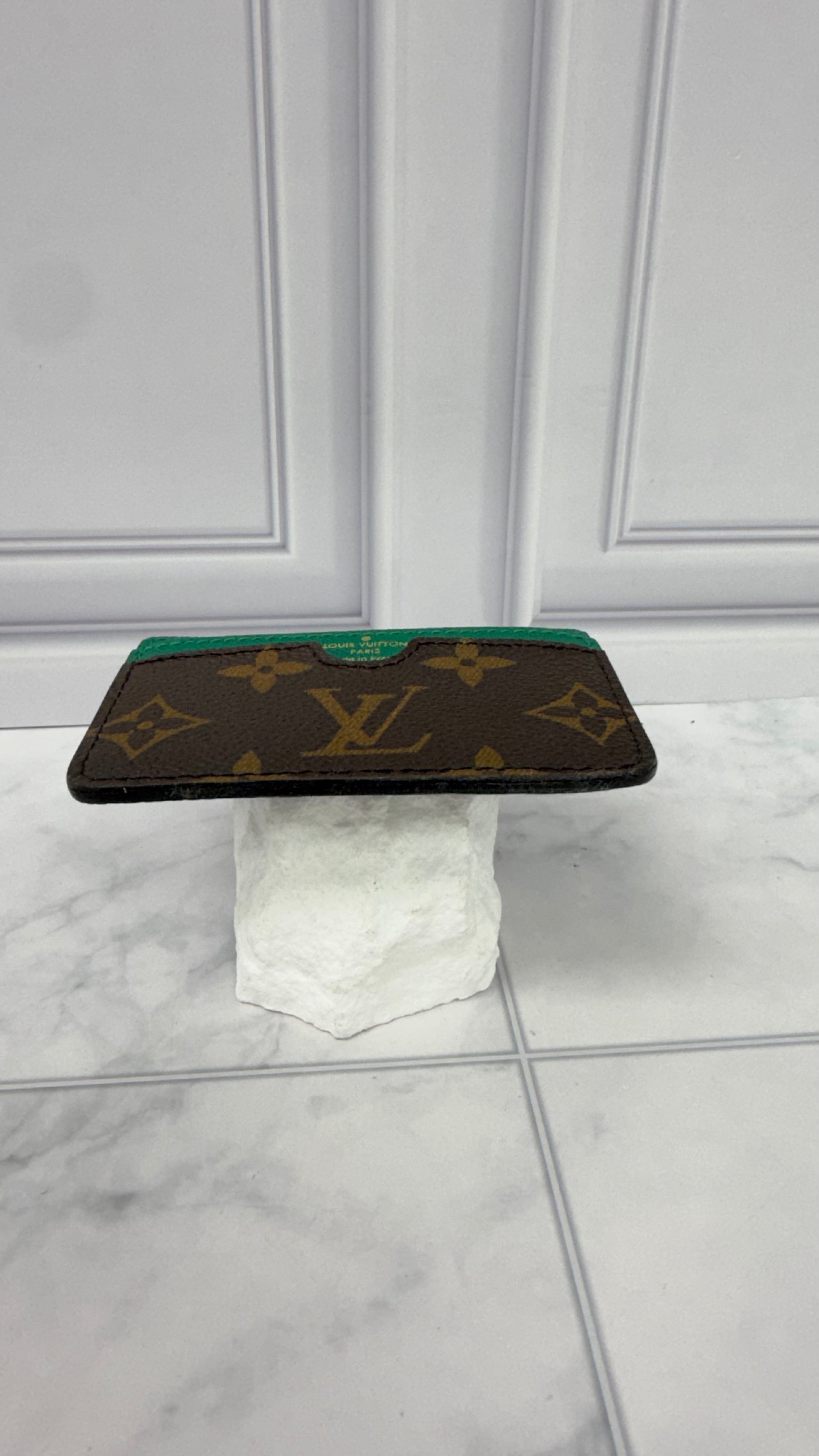Louis Vuitton Green Monogram Osaka Commemorative Card Holder