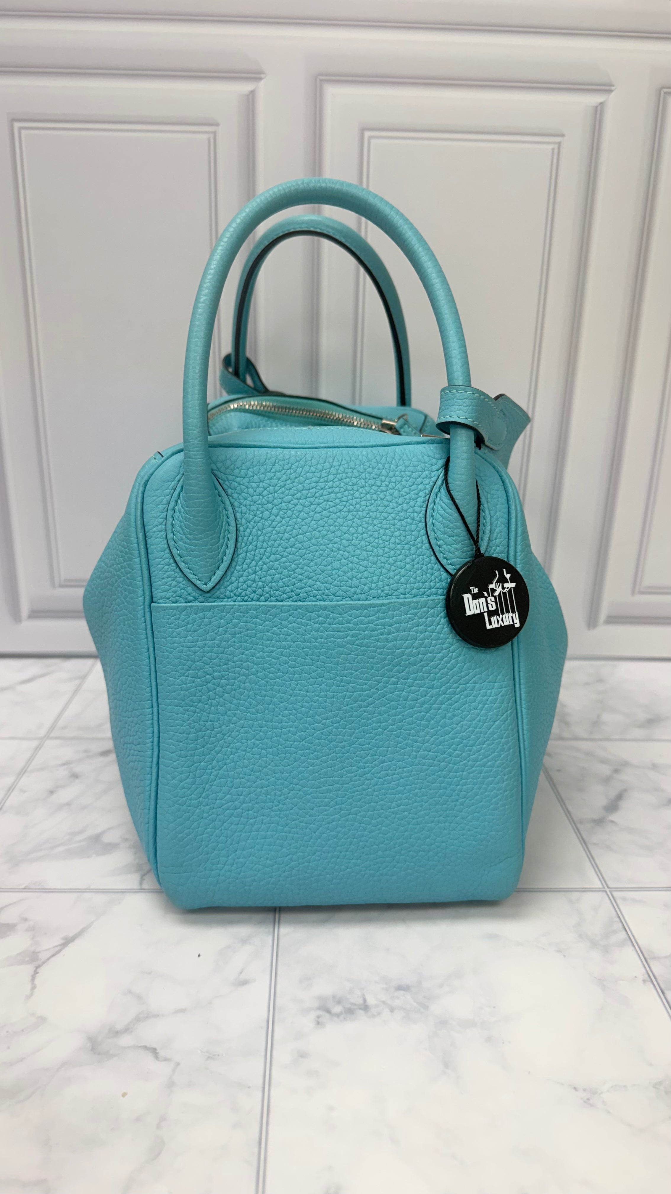 Hermes Tiffany Blue Clemence Leather Lindy 30 Handbag