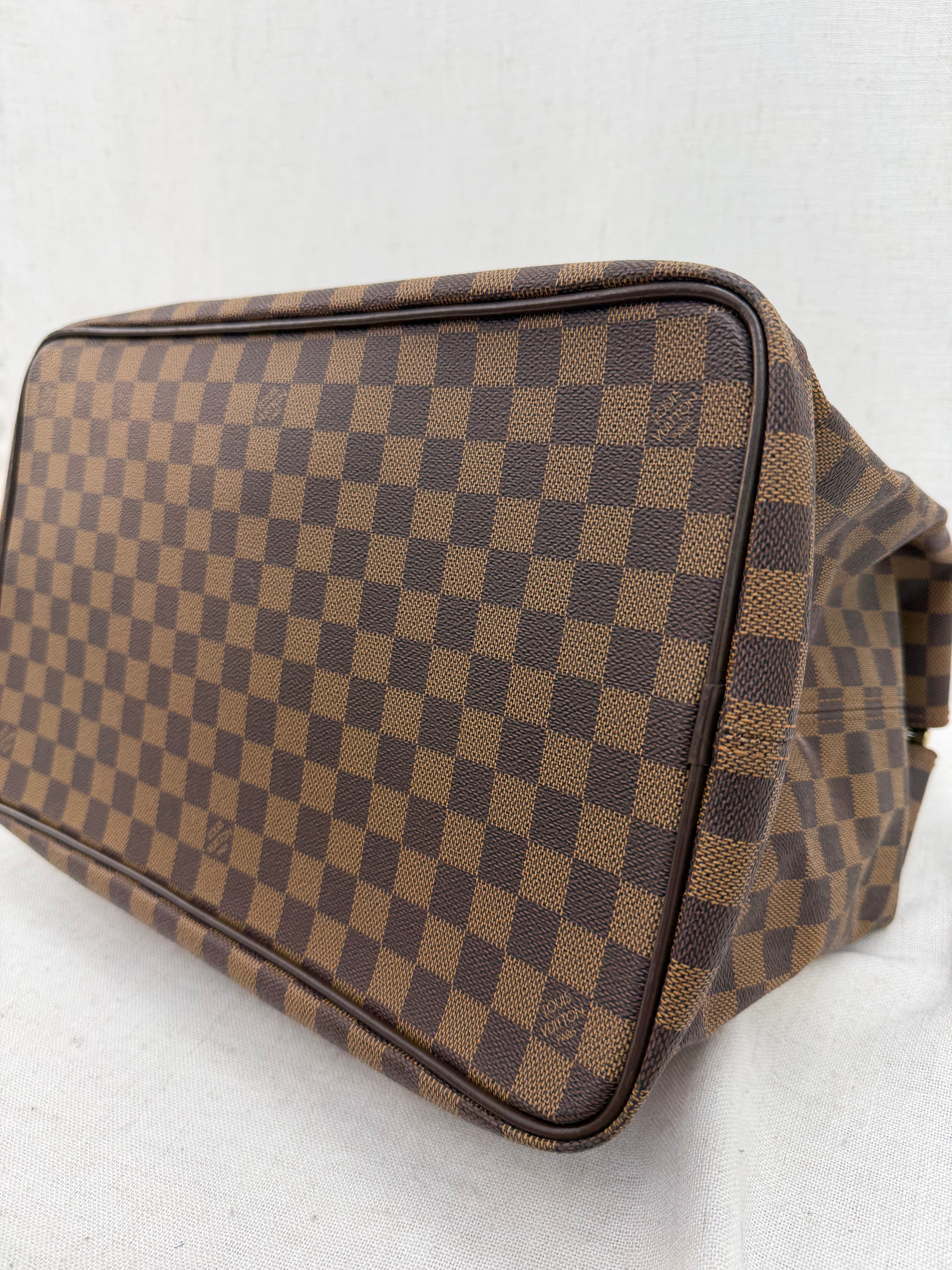 Louis Vuitton Damier Ebene Greenwich PM Travel Bag