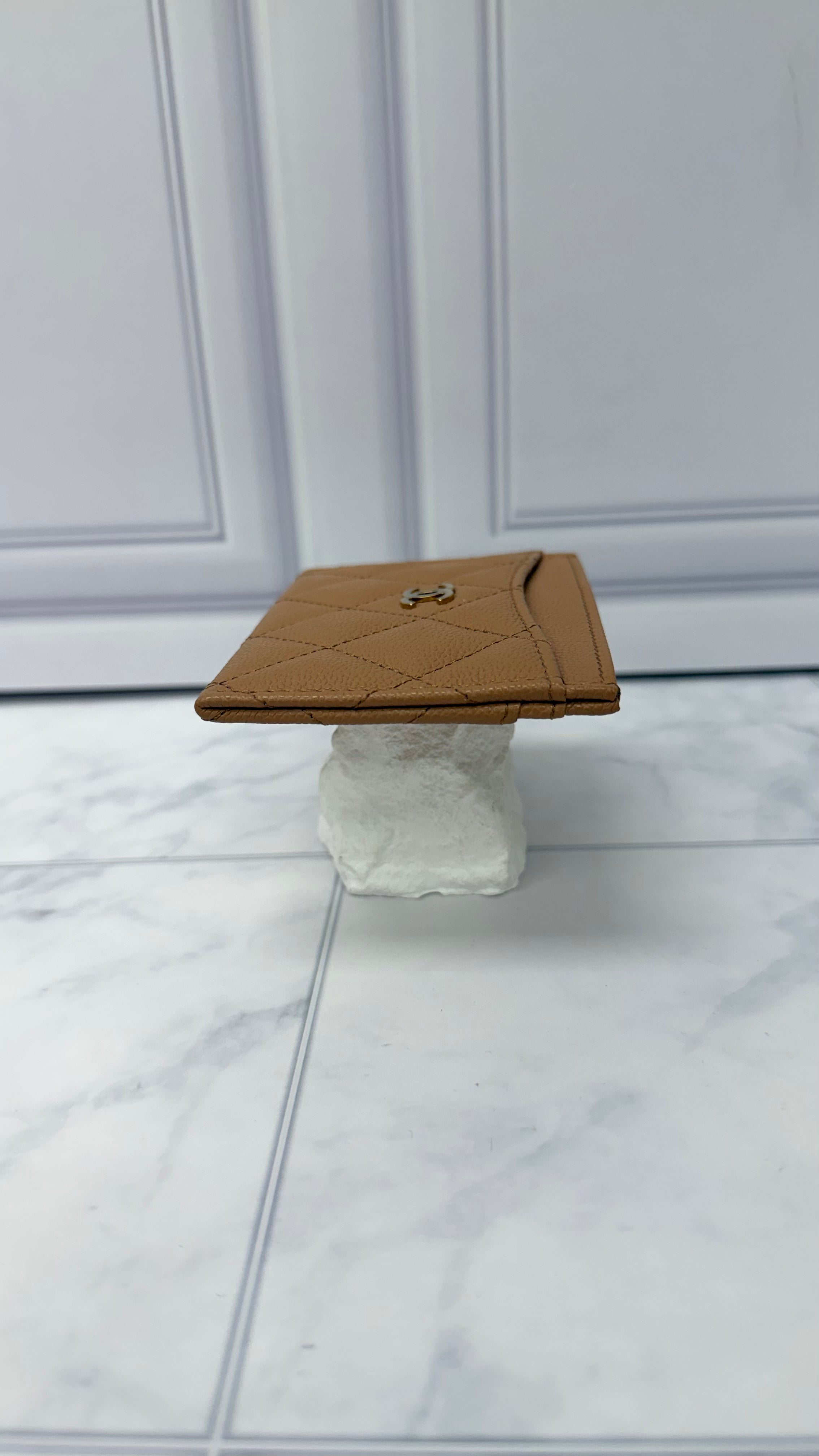 BRAND NEW - Chanel Beige Caviar Leather Card Holder