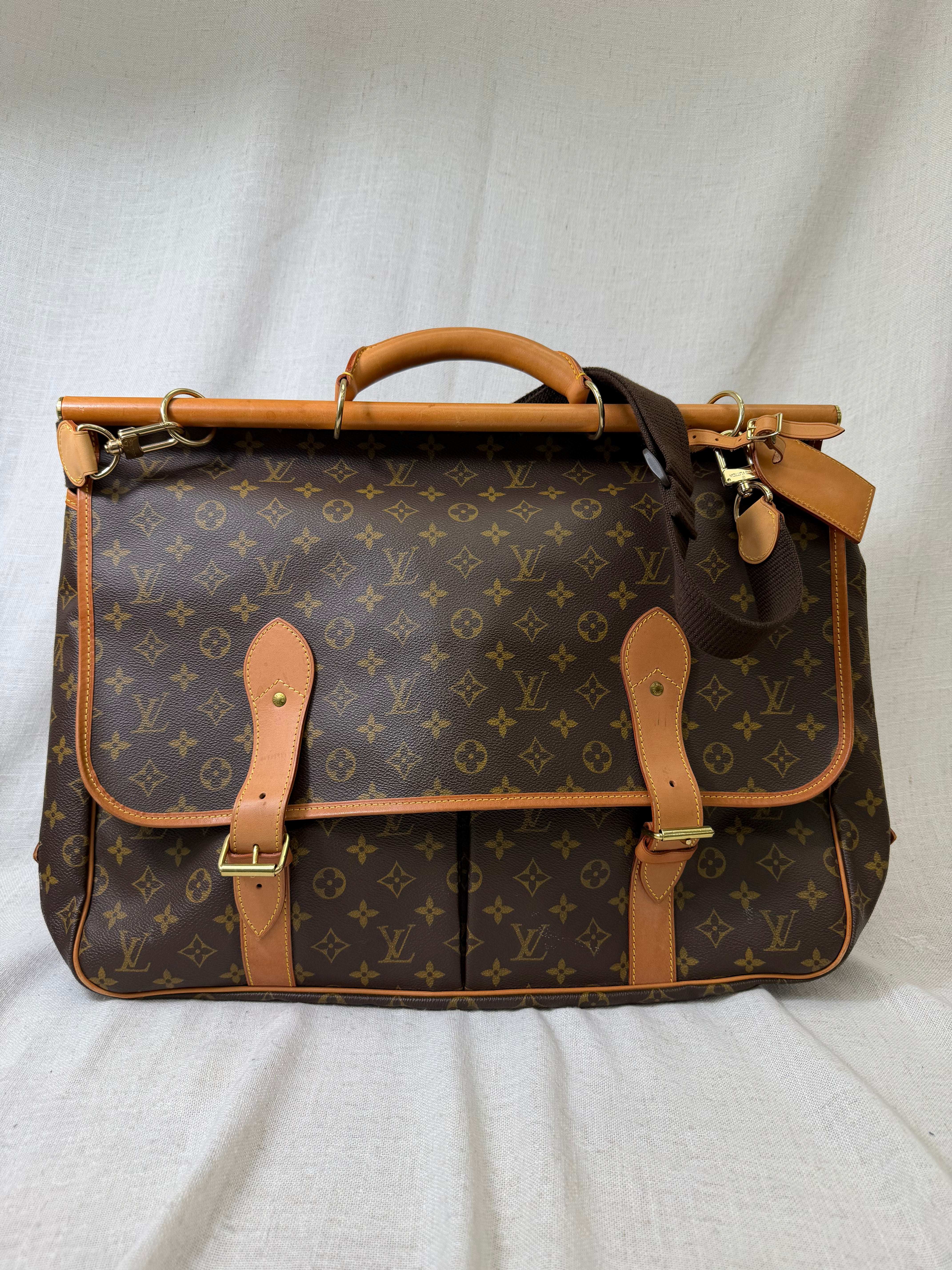 Louis Vuitton Monogram Sac Chasse Travel Bag