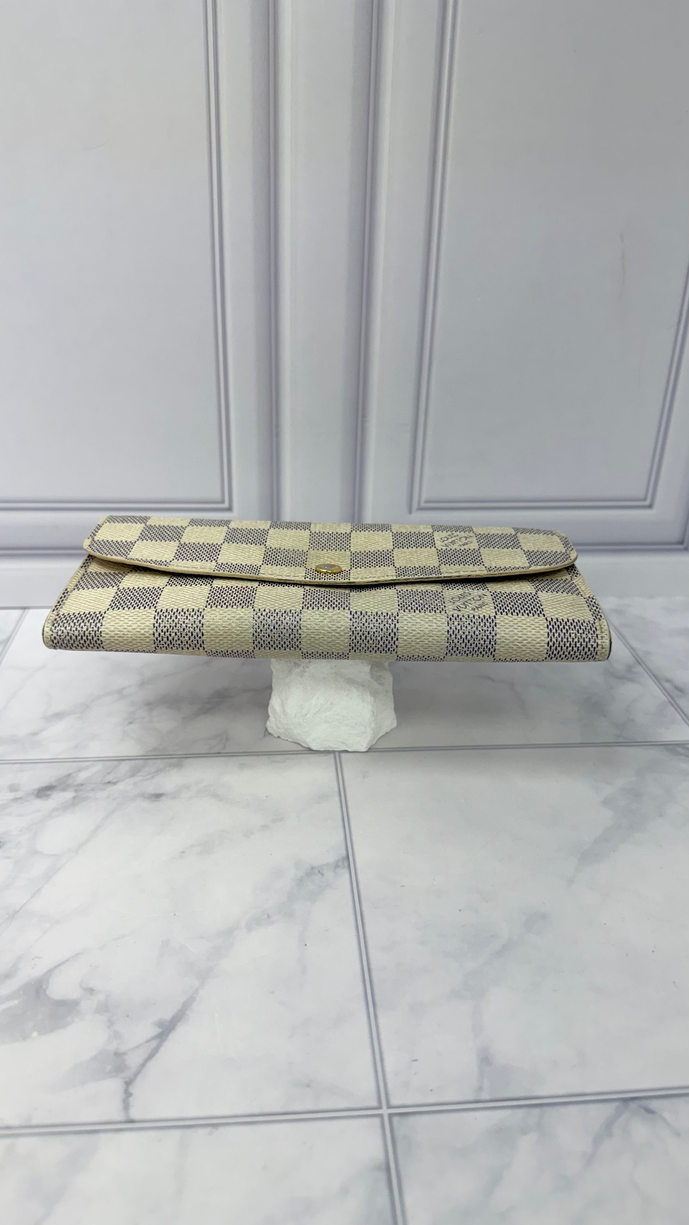Louis Vuitton Damier Azur Emilie Wallet