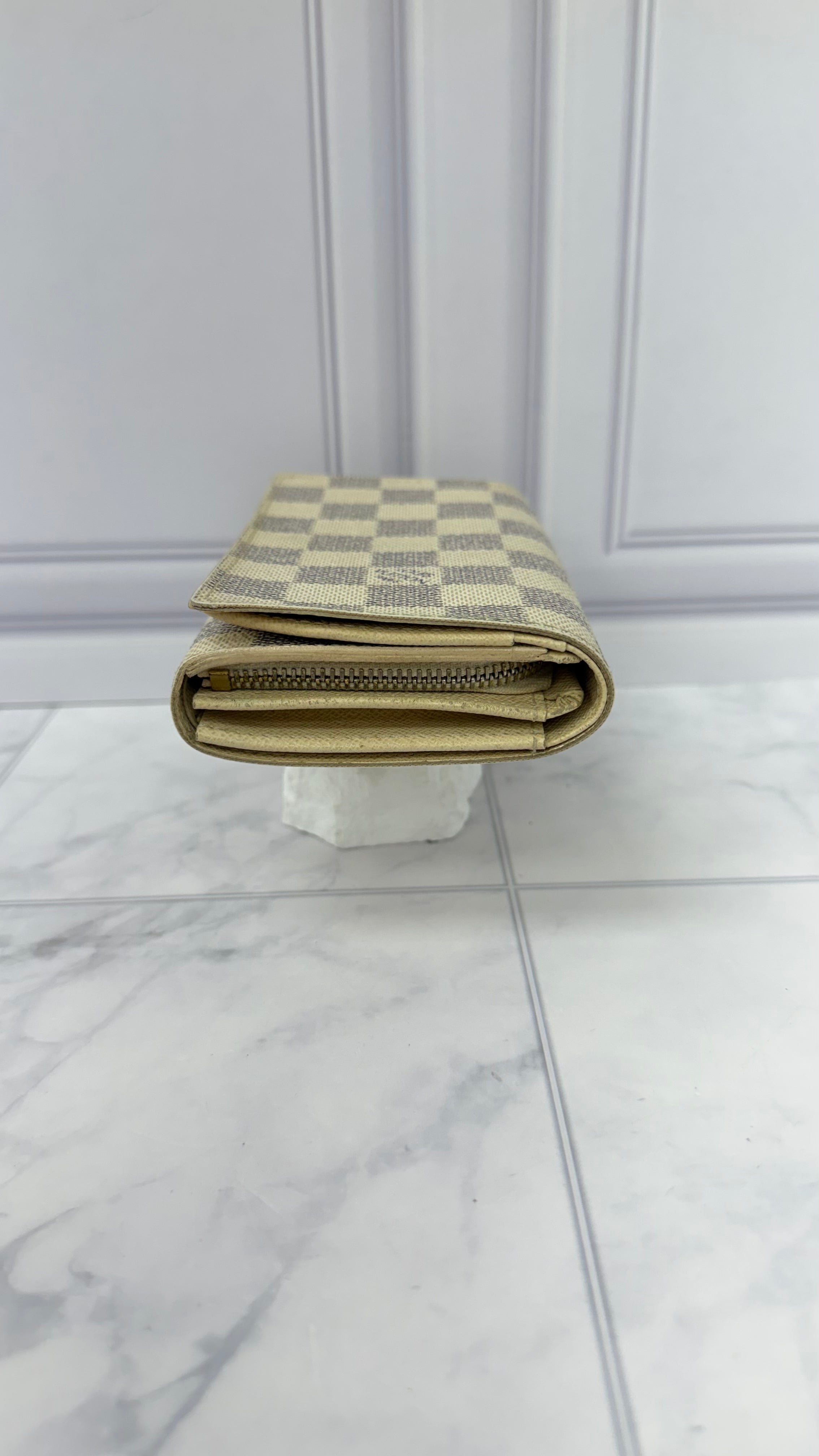 Louis Vuitton Damier Azur Porte Monnaie Billet Tresor Wallet