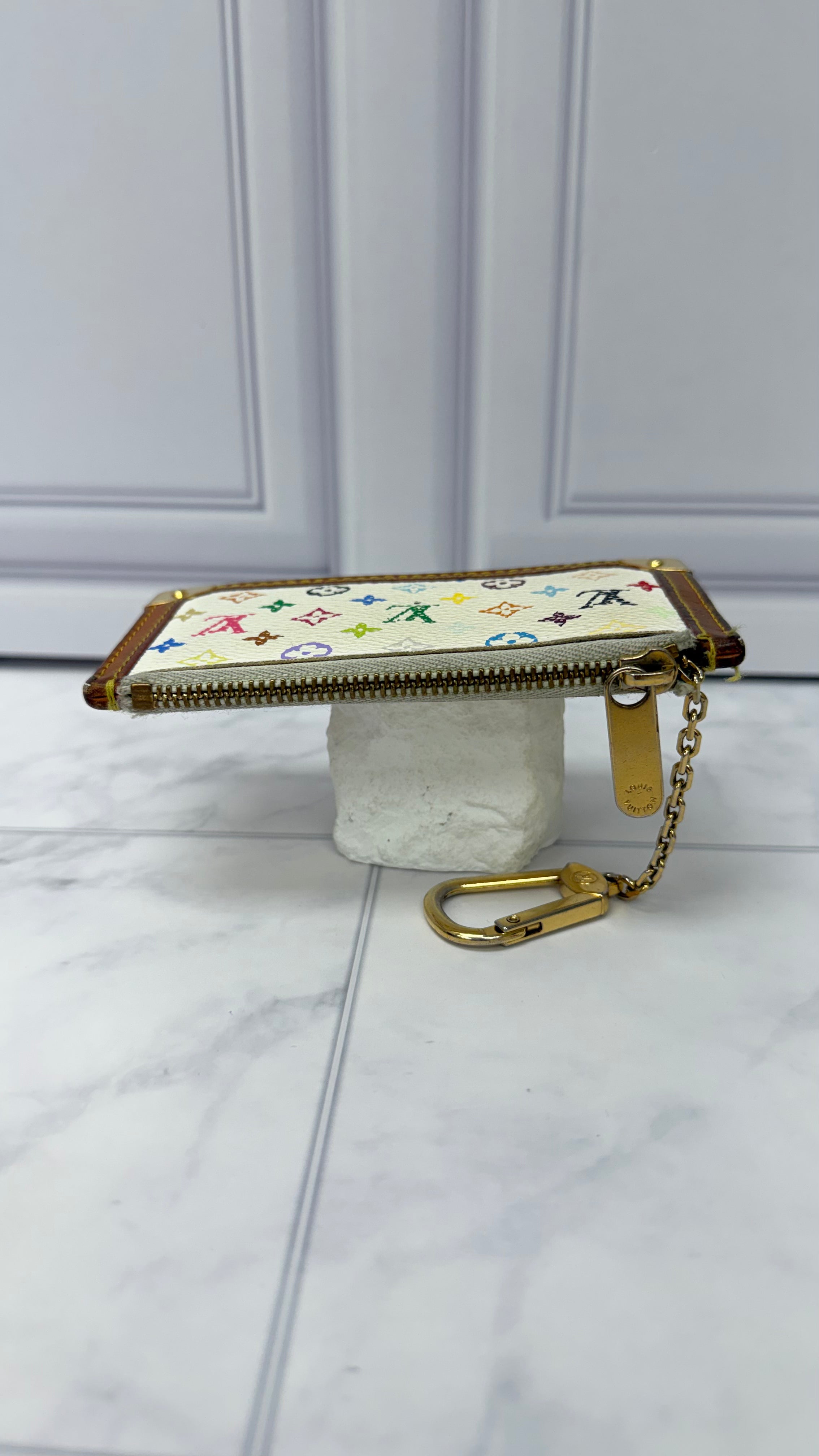 Louis Vuitton White Multicolor Monogram Key Cles