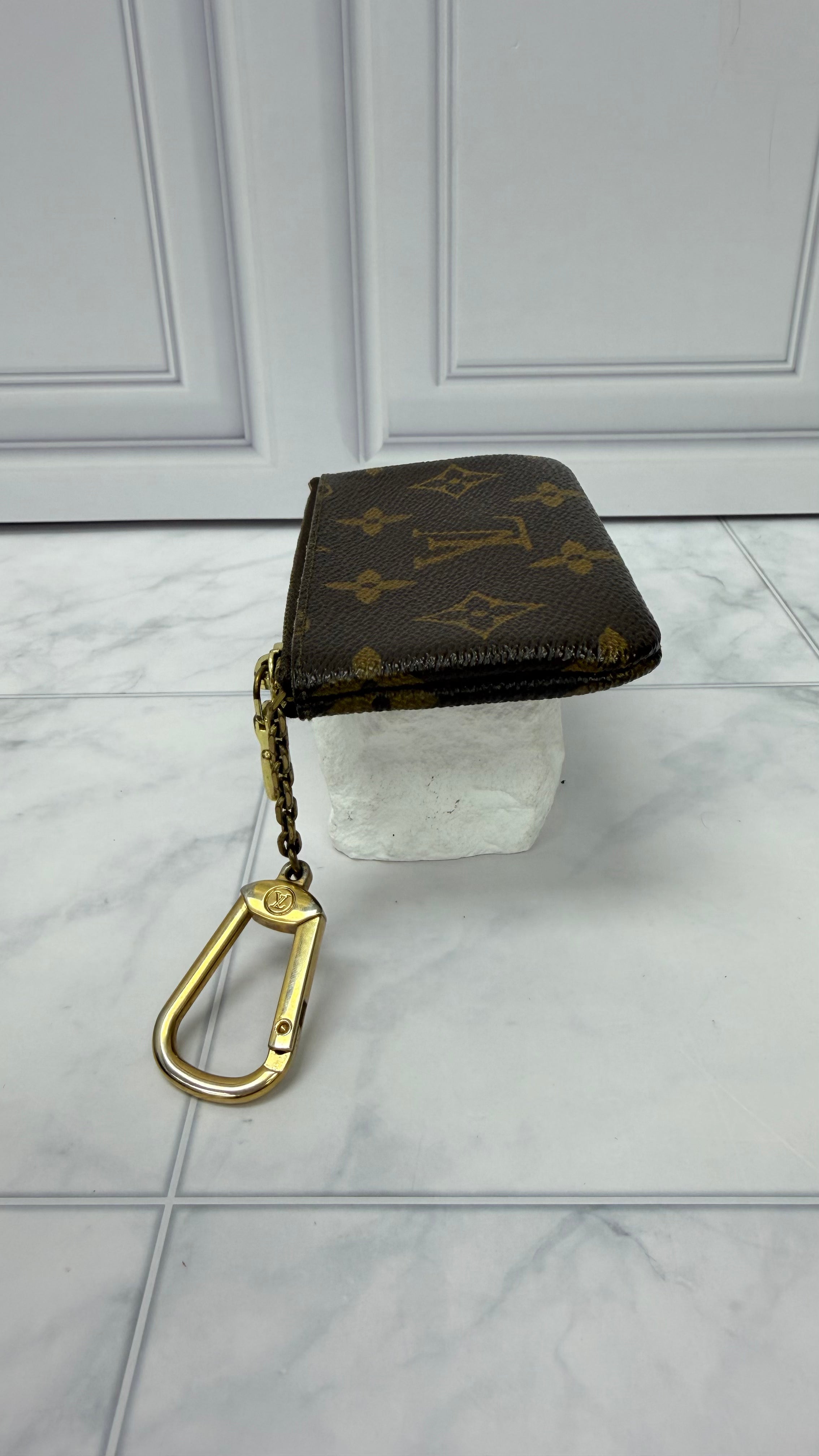Louis Vuitton Monogram Key Cles