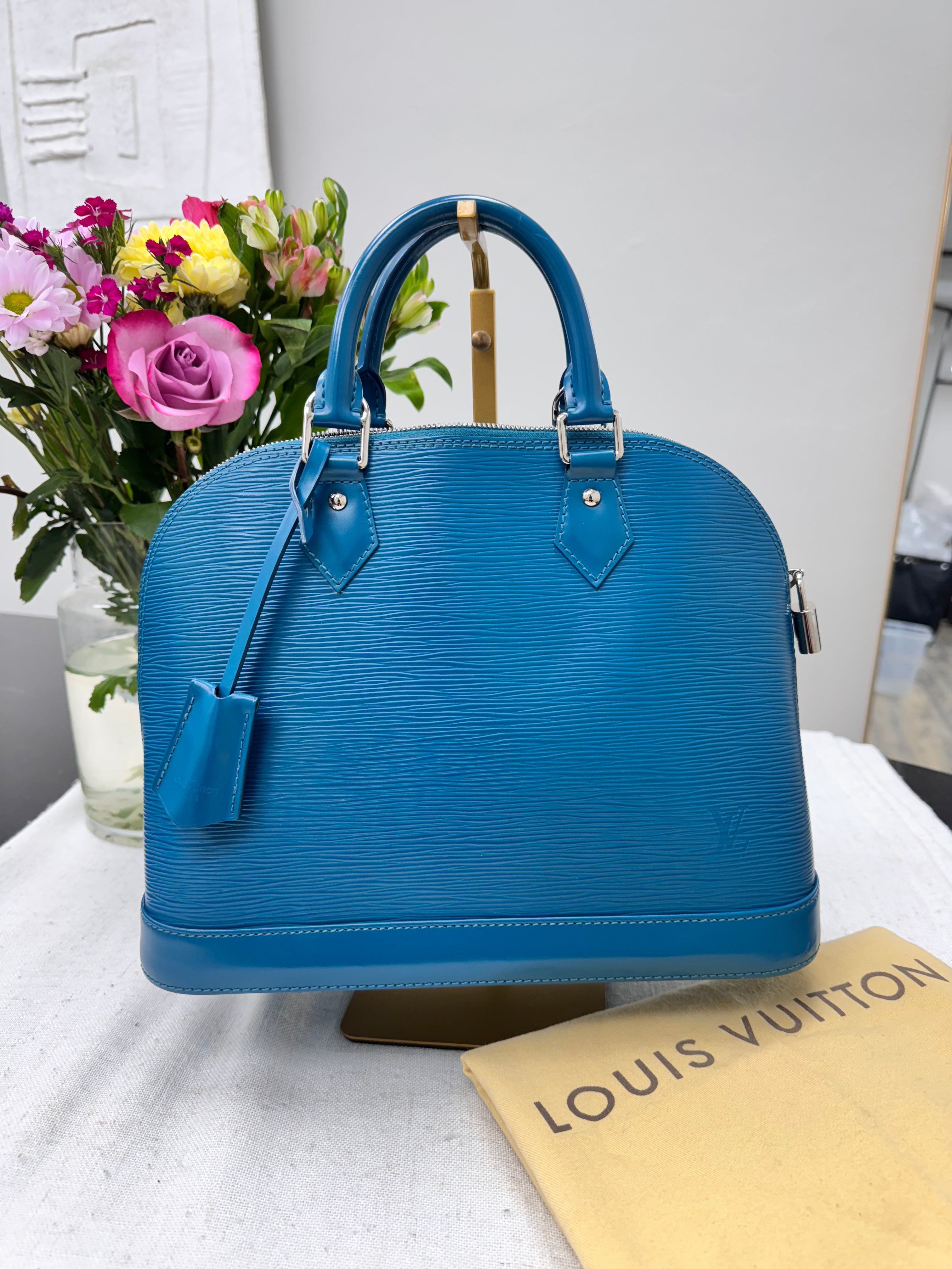 *DONS DROP* Louis Vuitton Teal Epi Leather Alma PM Satchel