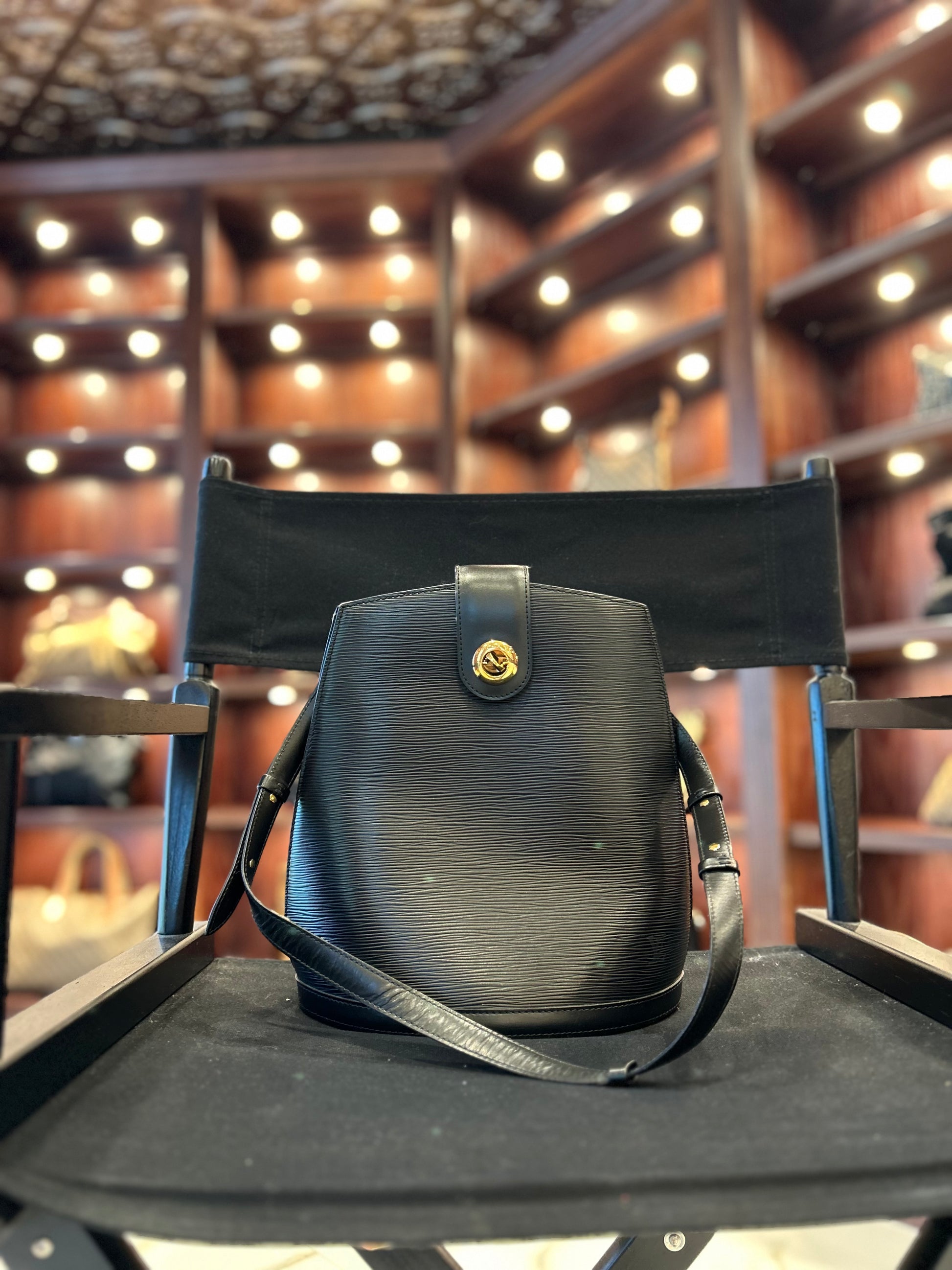 Louis Vuitton Black Epi Cluny Shoulder Bag