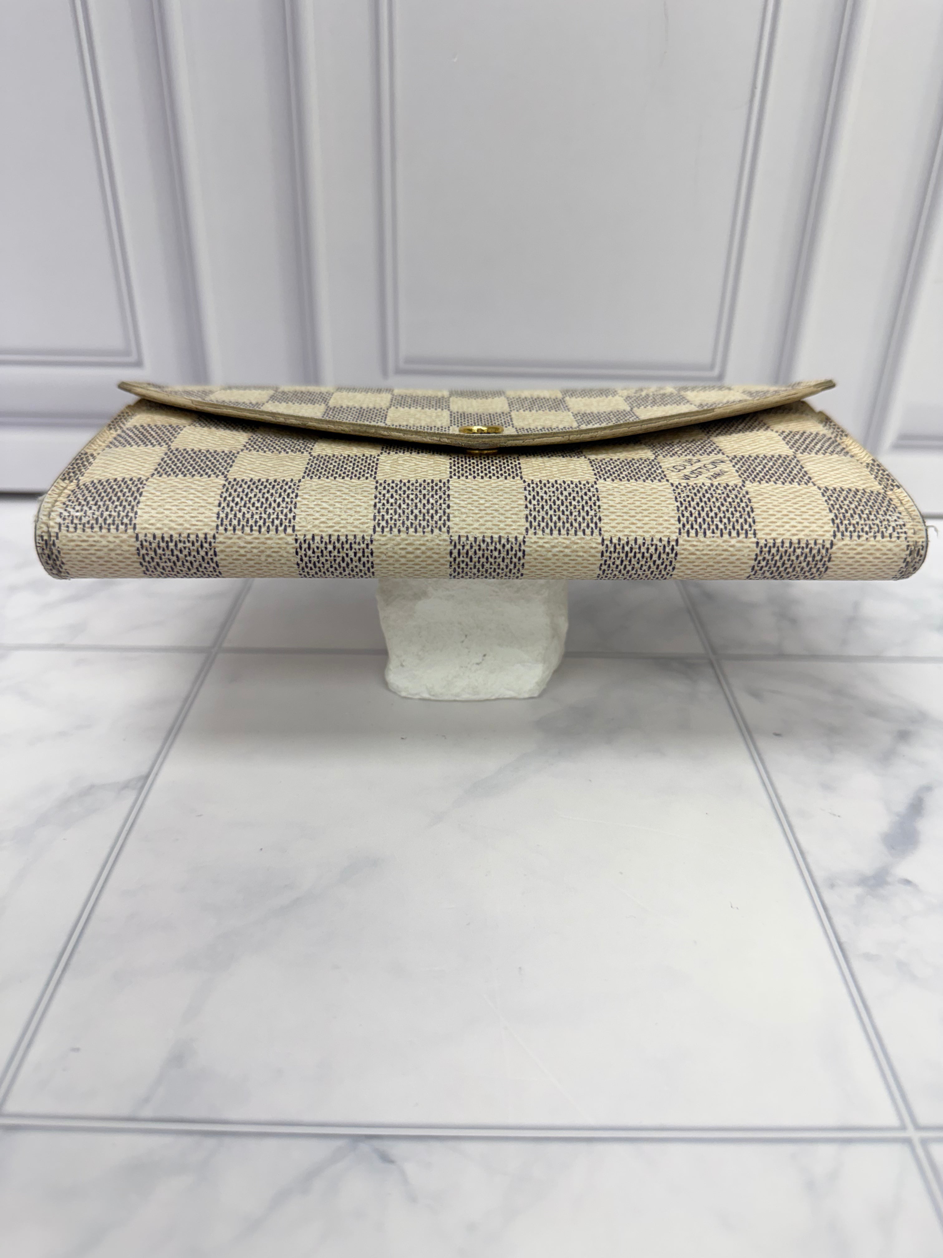 Louis Vuitton Damier Azur Sarah Wallet
