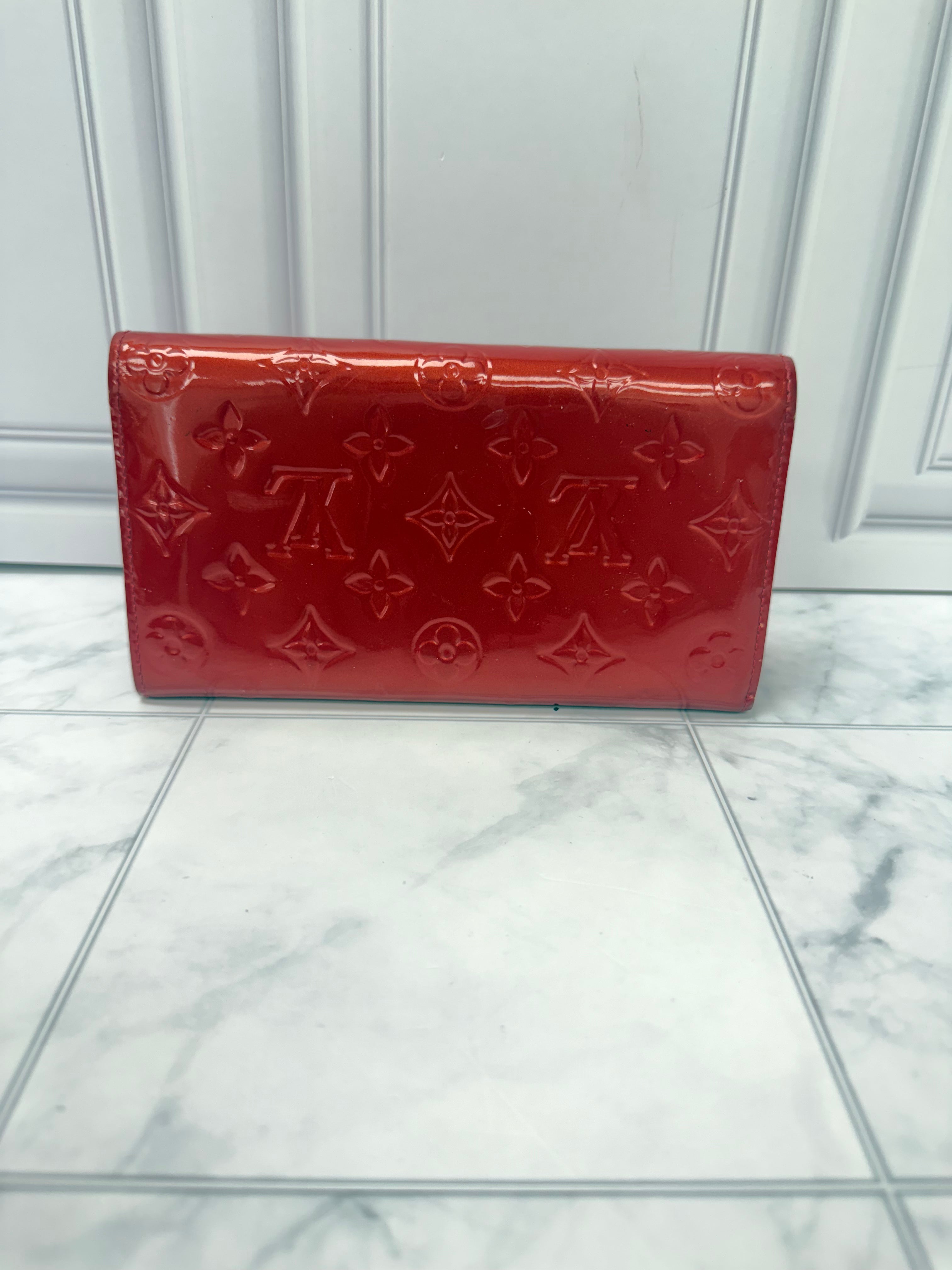 Louis Vuitton Red Vernis Leather Sarah Wallet