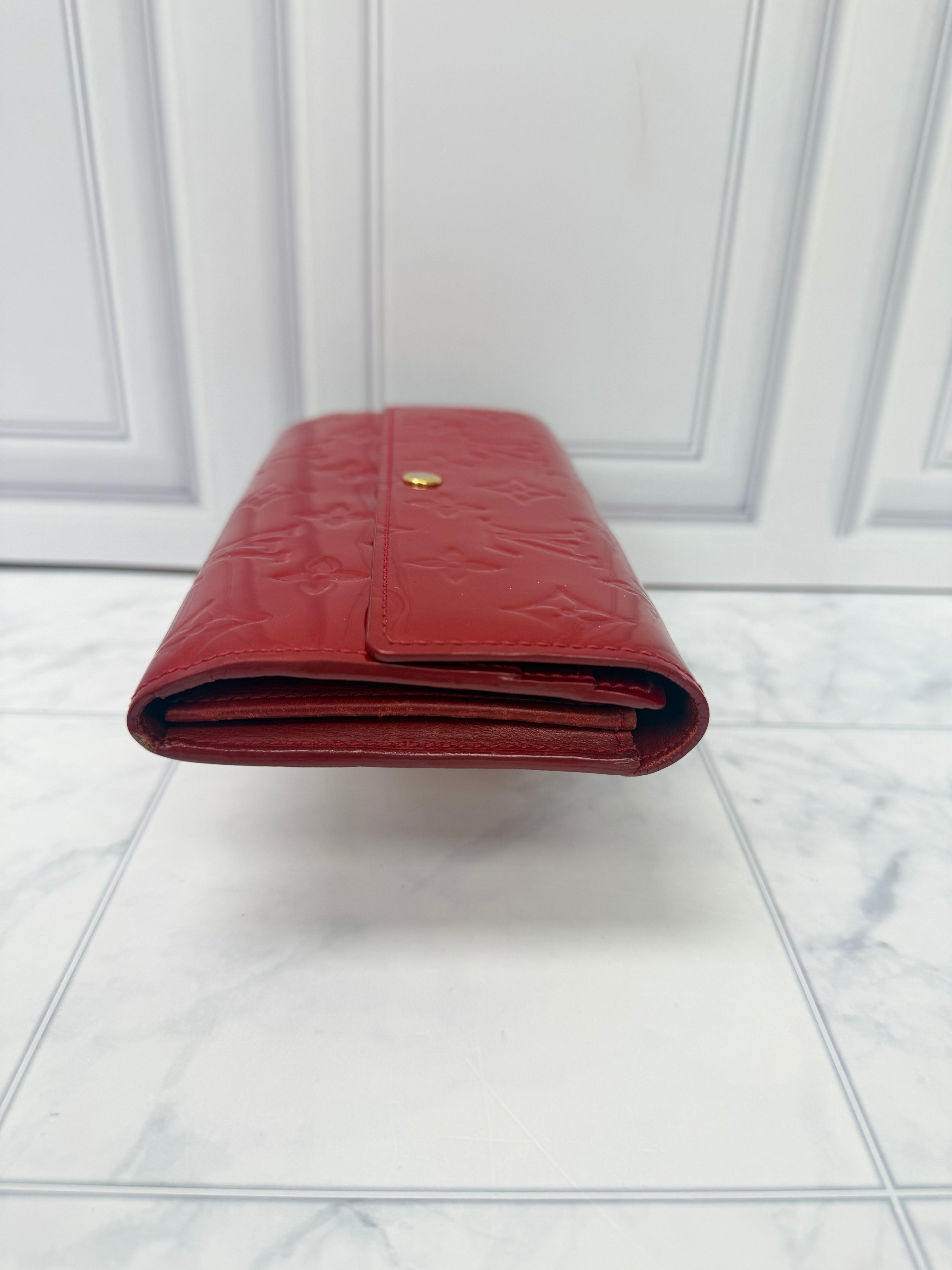 Louis Vuitton Red Vernis Leather Sarah Wallet