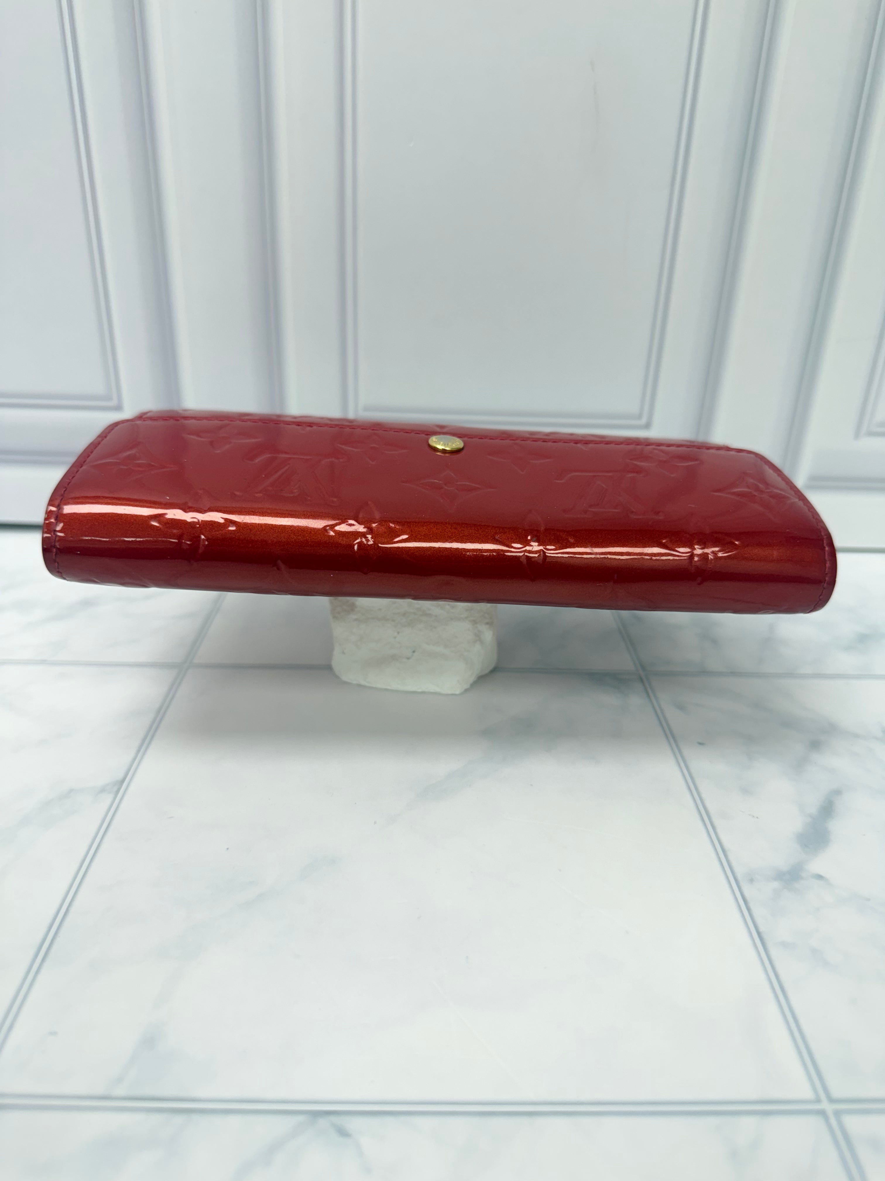 Louis Vuitton Red Vernis Leather Sarah Wallet