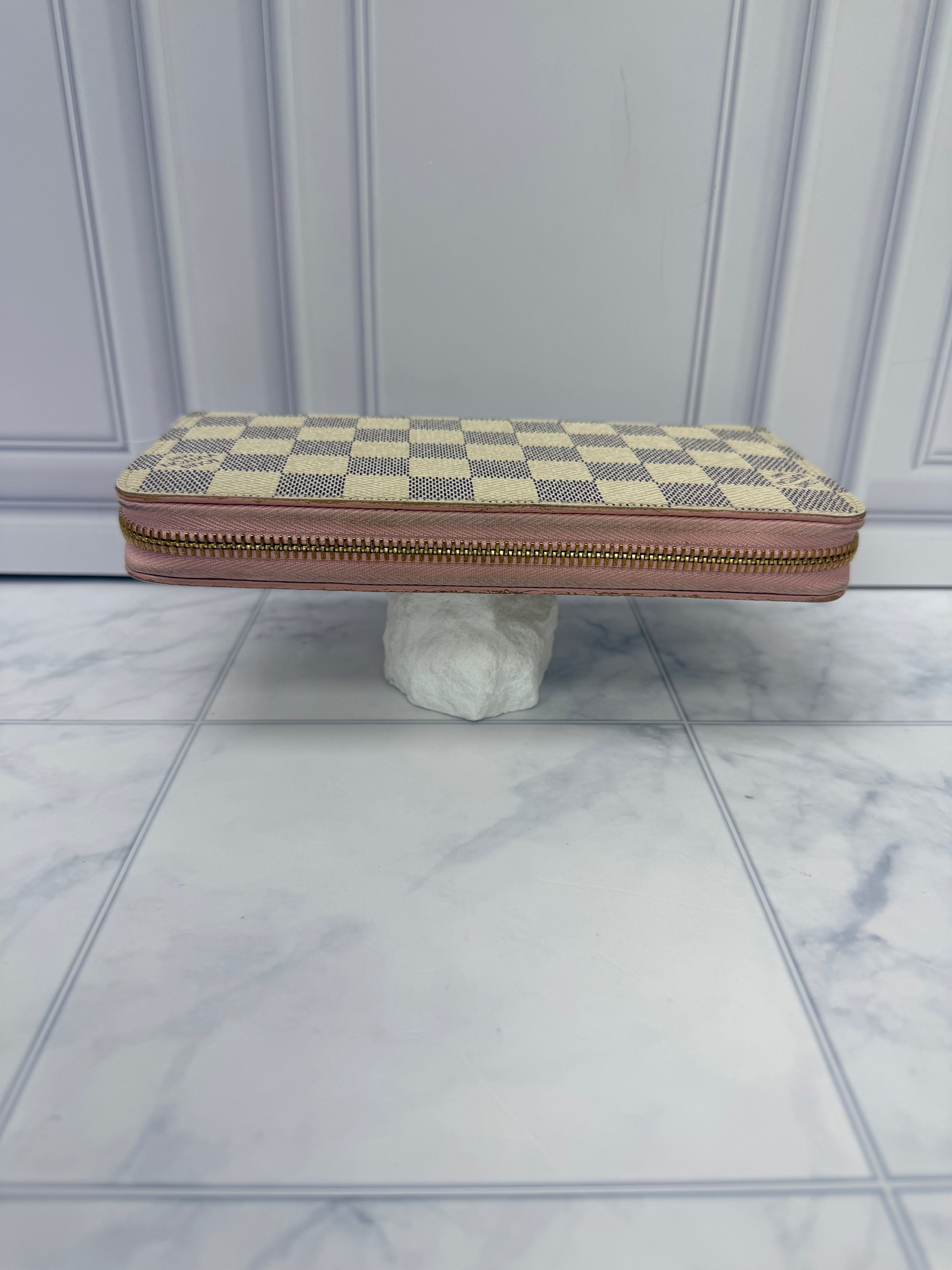 Louis Vuitton Damier Azur Zippy Wallet