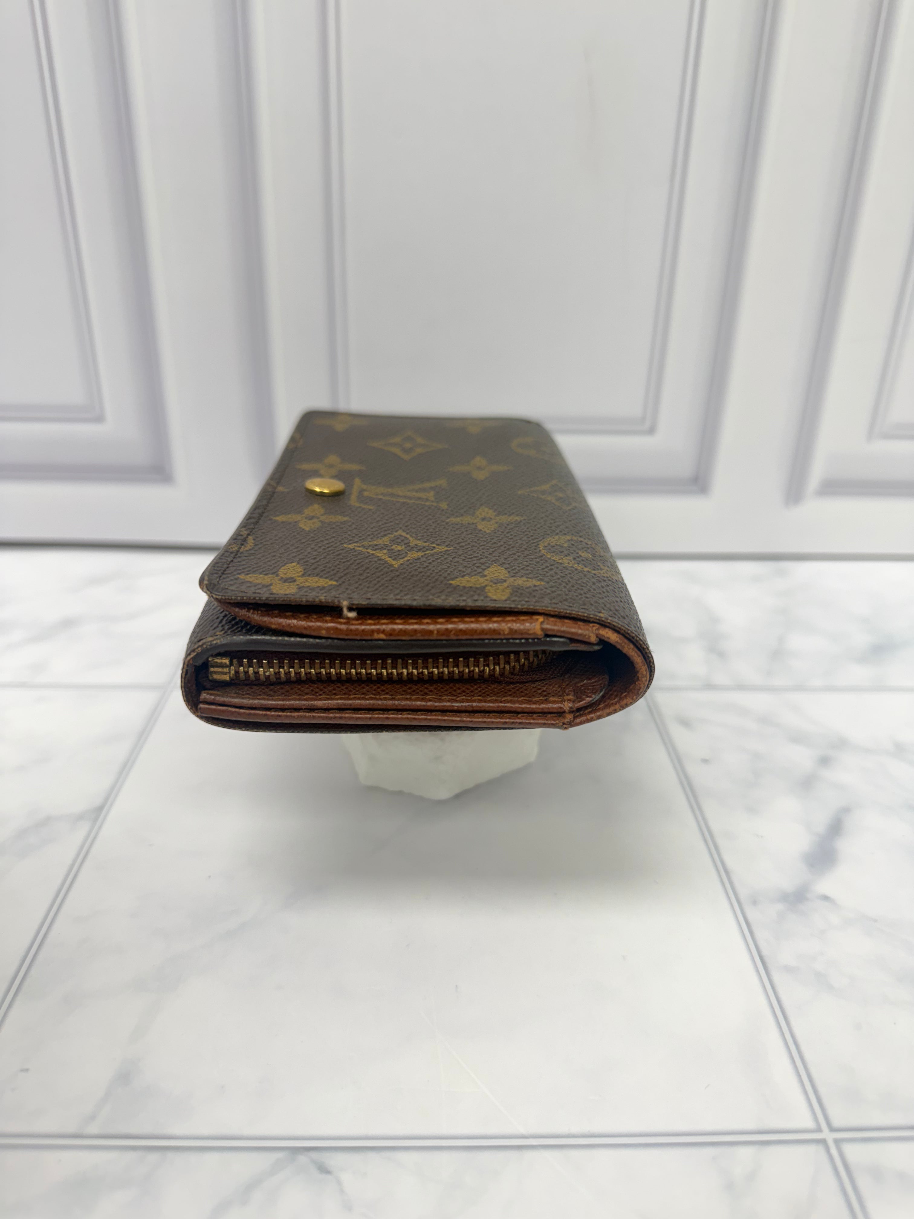 Louis Vuitton Monogram Porte Monnaie Tresor Wallet