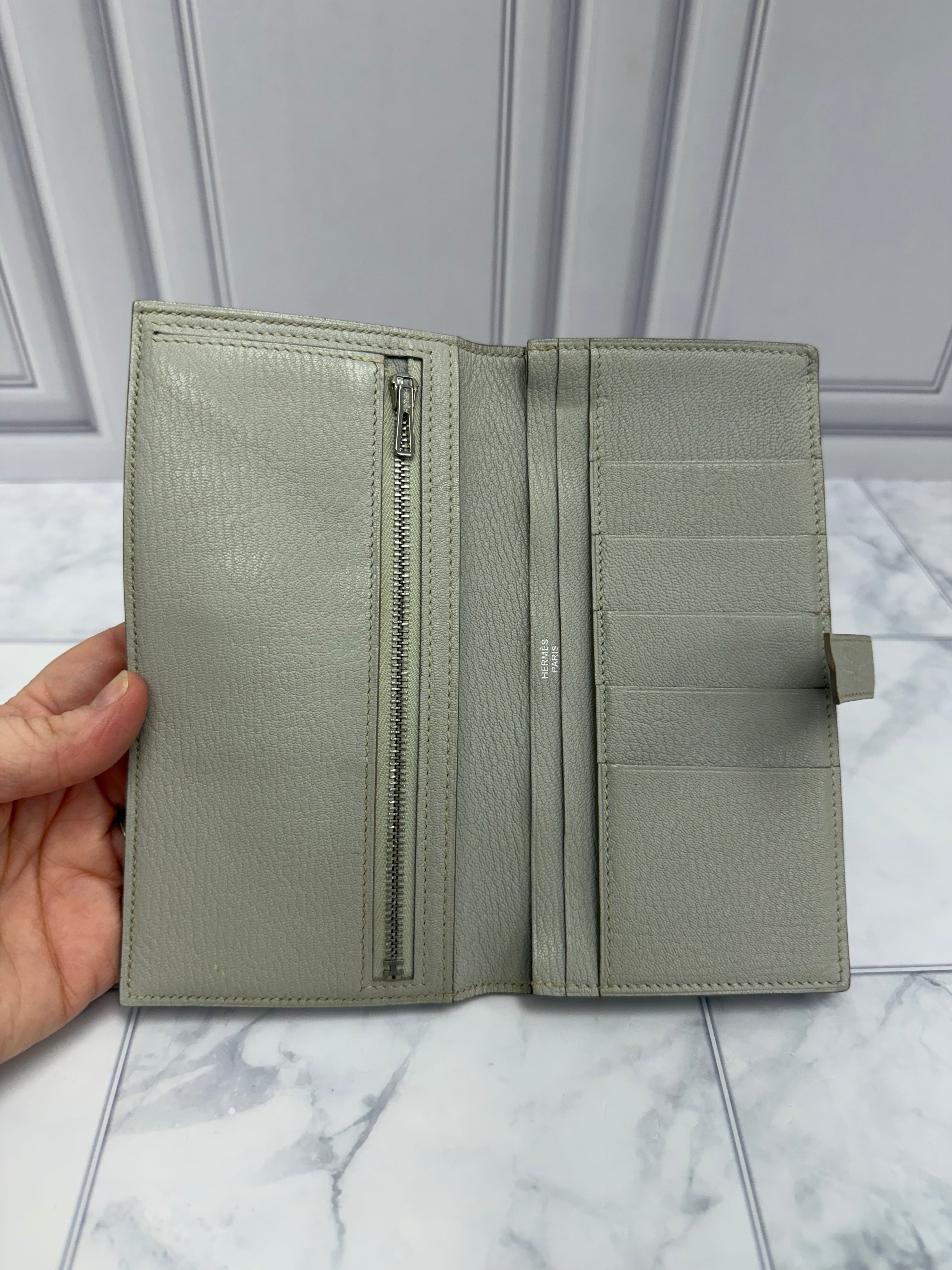 *DONS DROP* Hermes Grey Leather Bearn Wallet
